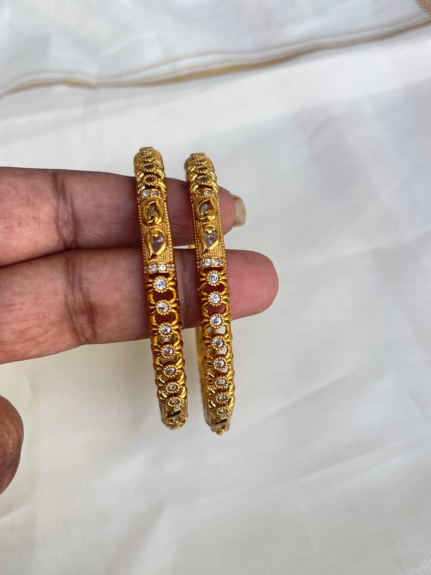 Dailywear stone bangles available in 2-6&2-8 ab1568 sb508