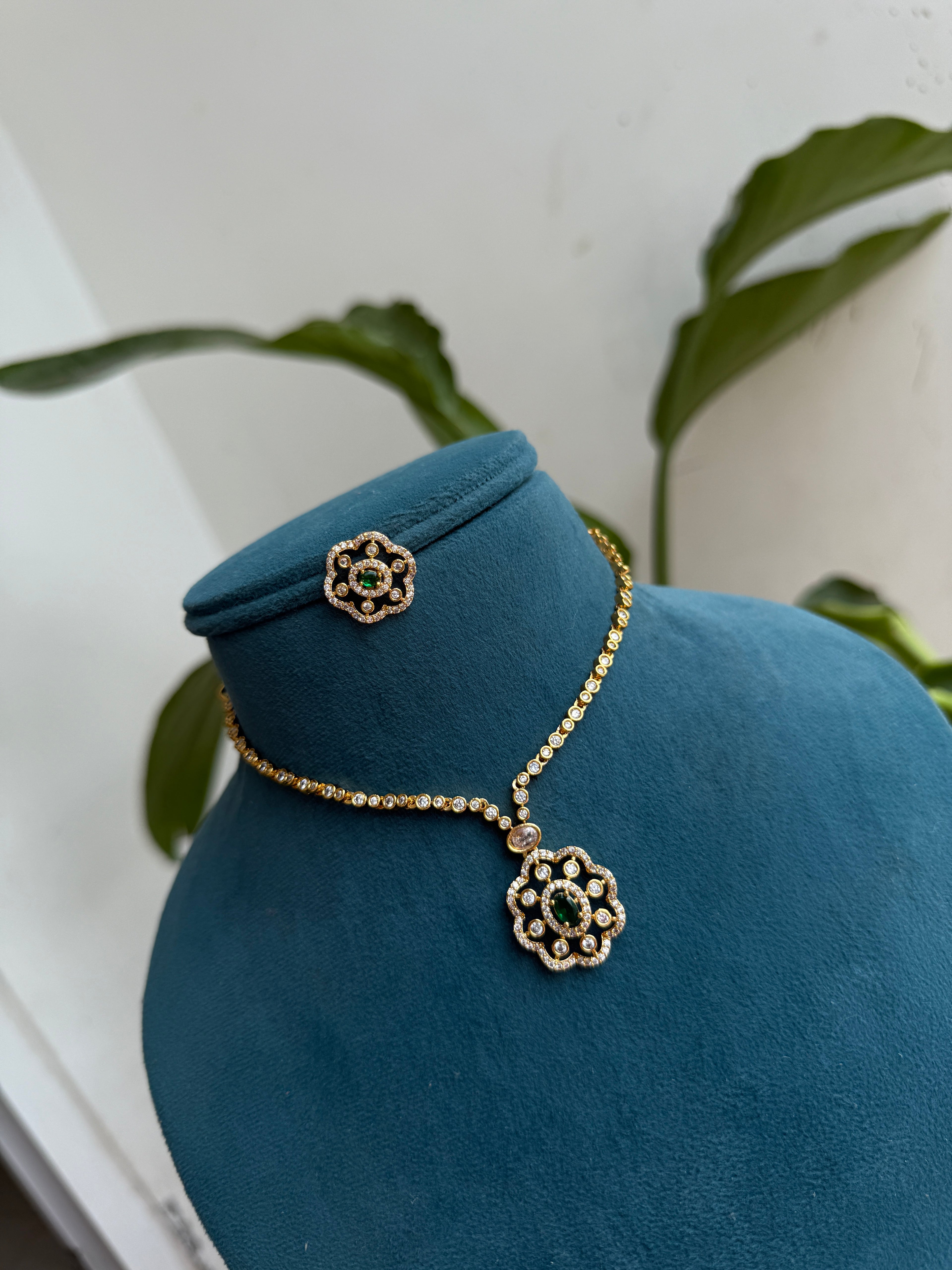 Ns462 simple cz neckset suits for kids and adults
