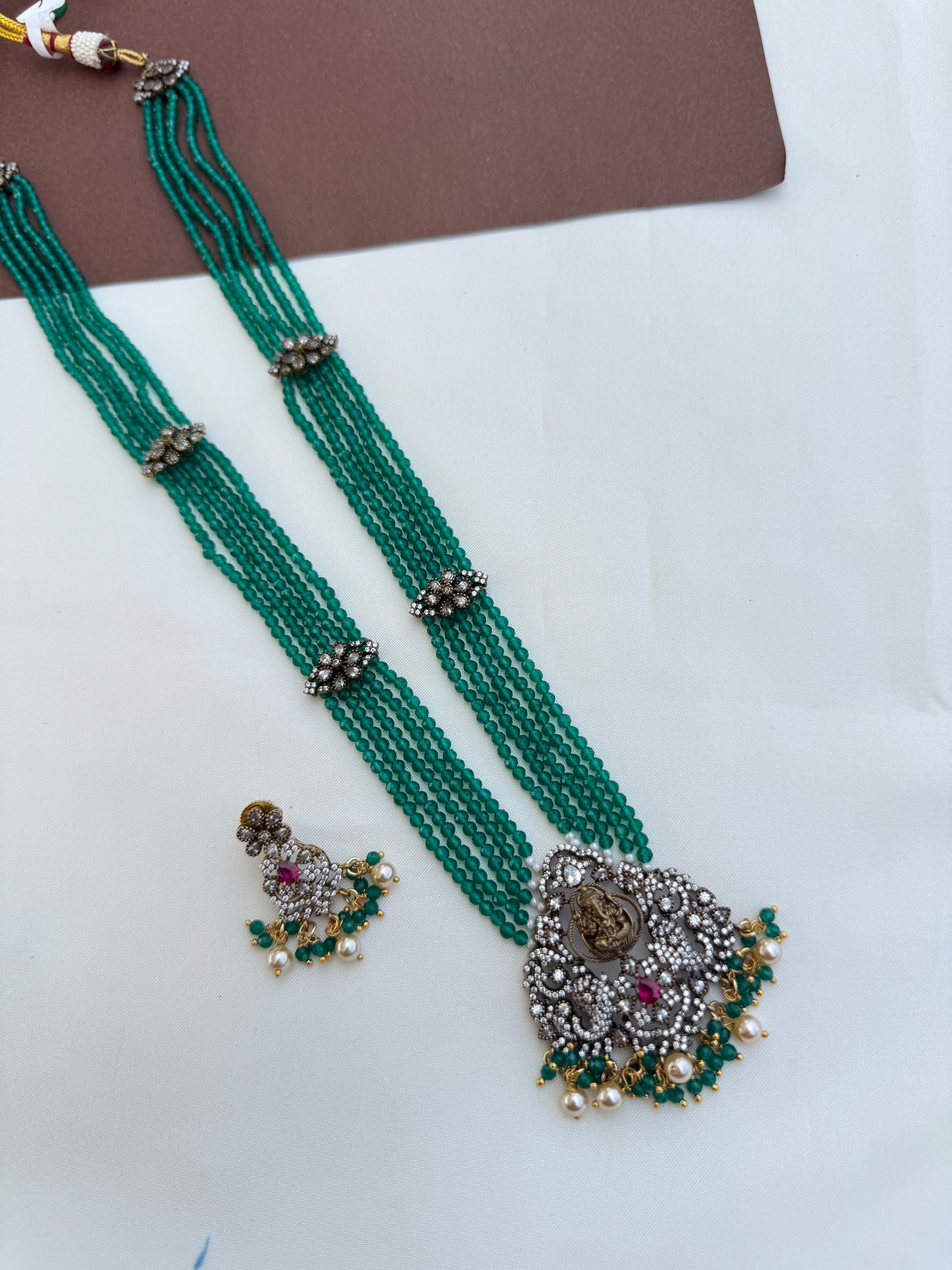 Ns542 lakshmidevi Victorian Onex beads