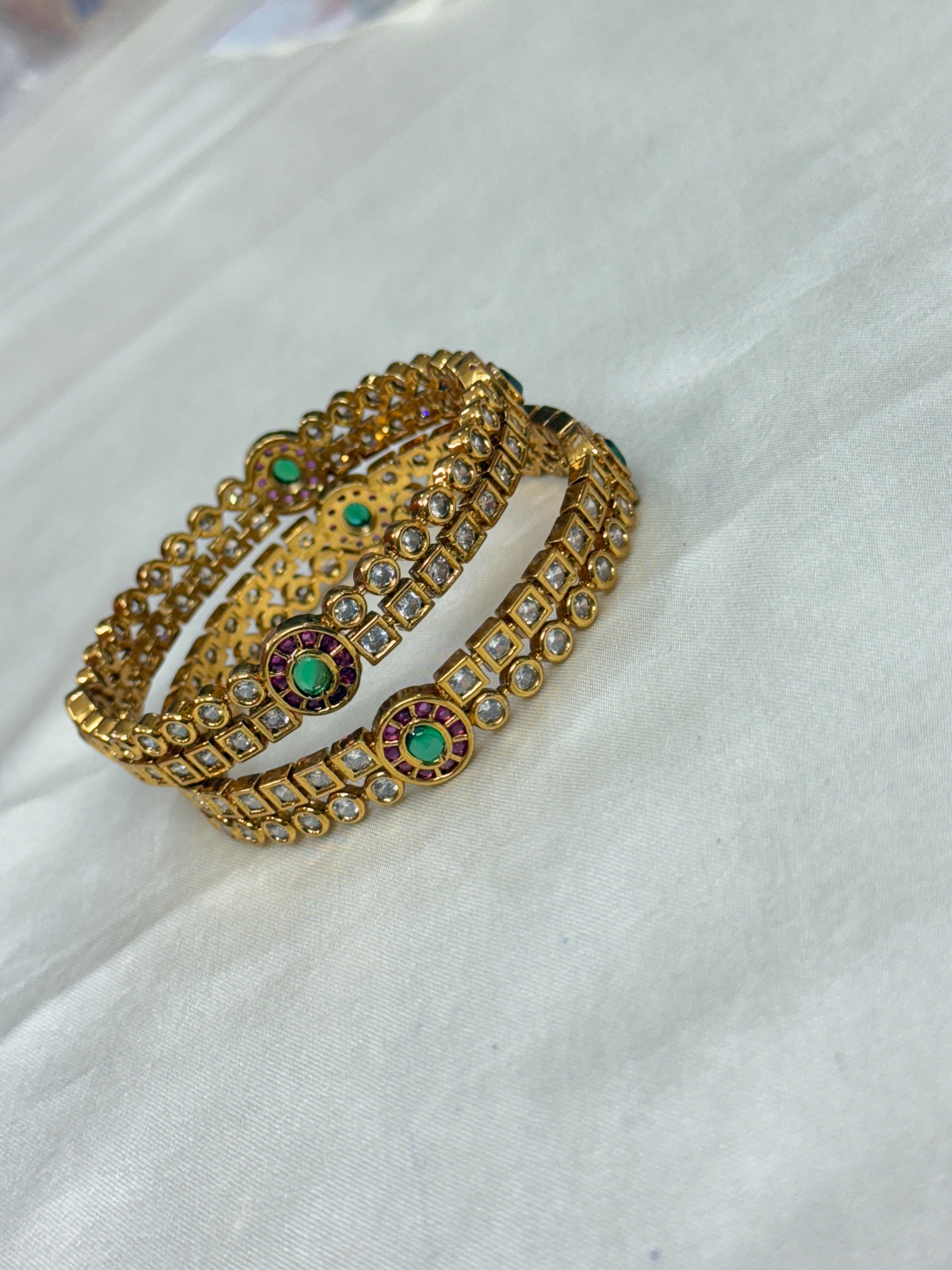 Sb117 kemp kundans bangles