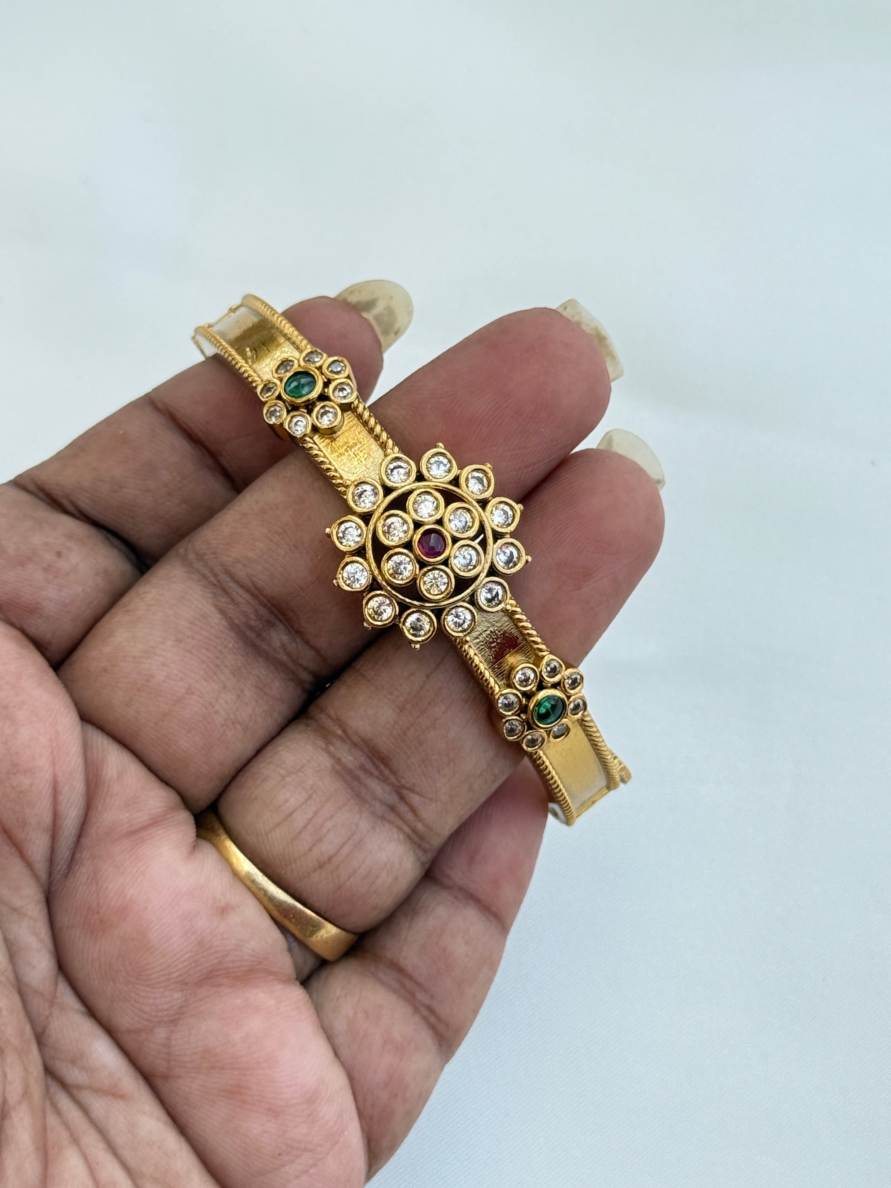 Br526 openable gold multi kada bracelet