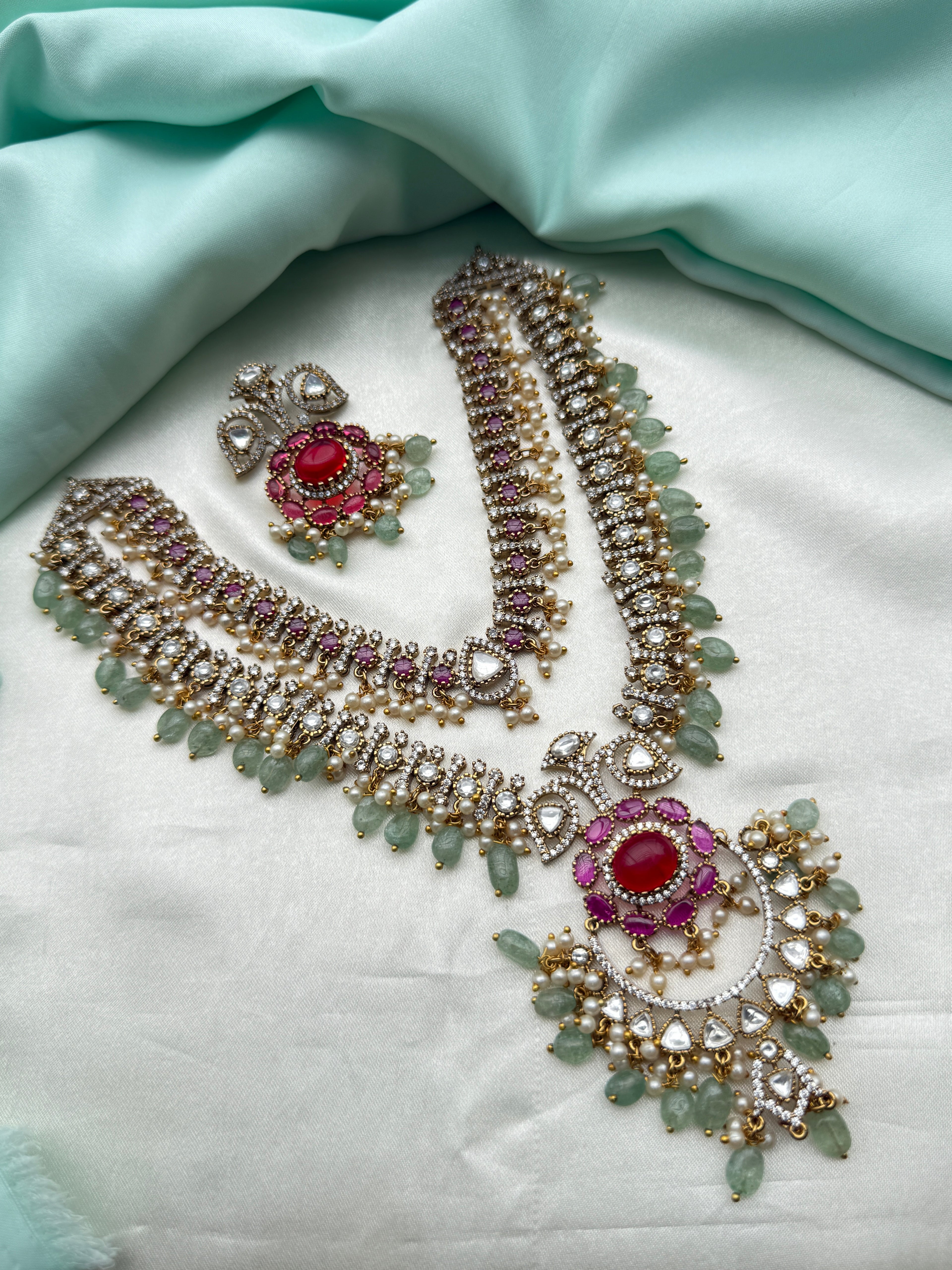 Unique Multi 2 layers neckset with flower earrings Ns244