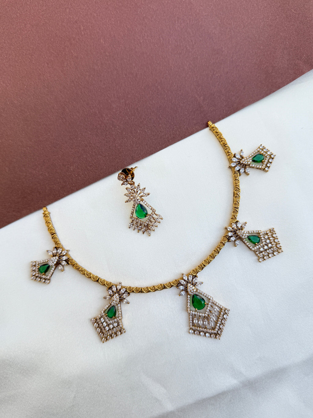 Ns373 emerald cz kante