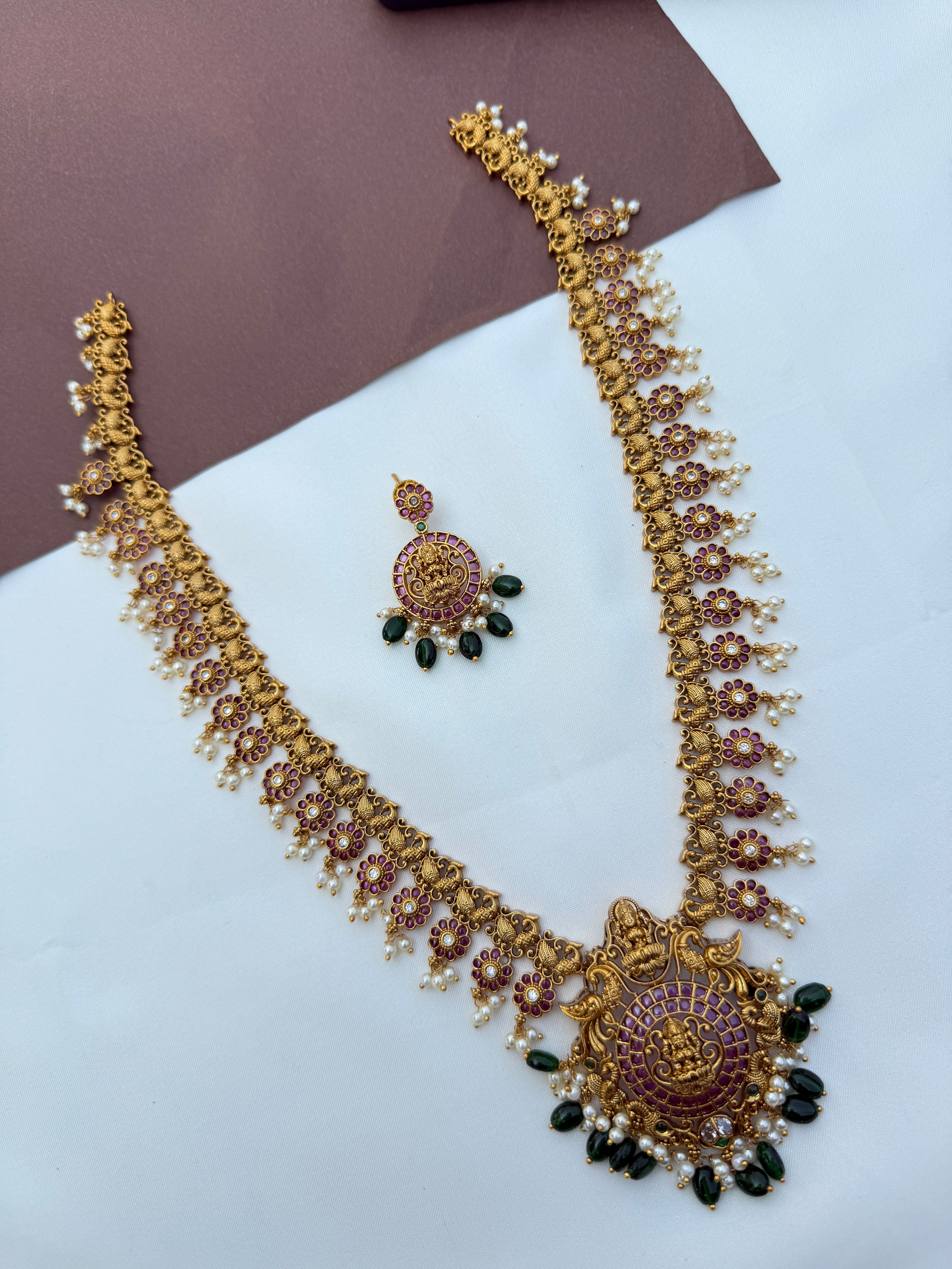 Lh570 Lakshmidevi peacock kemp long haram with green beads