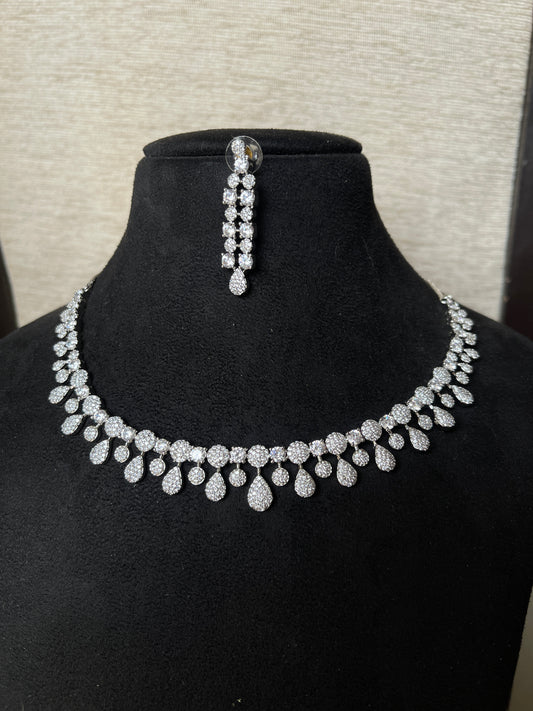 Solitaire classy drops neckset with earrings