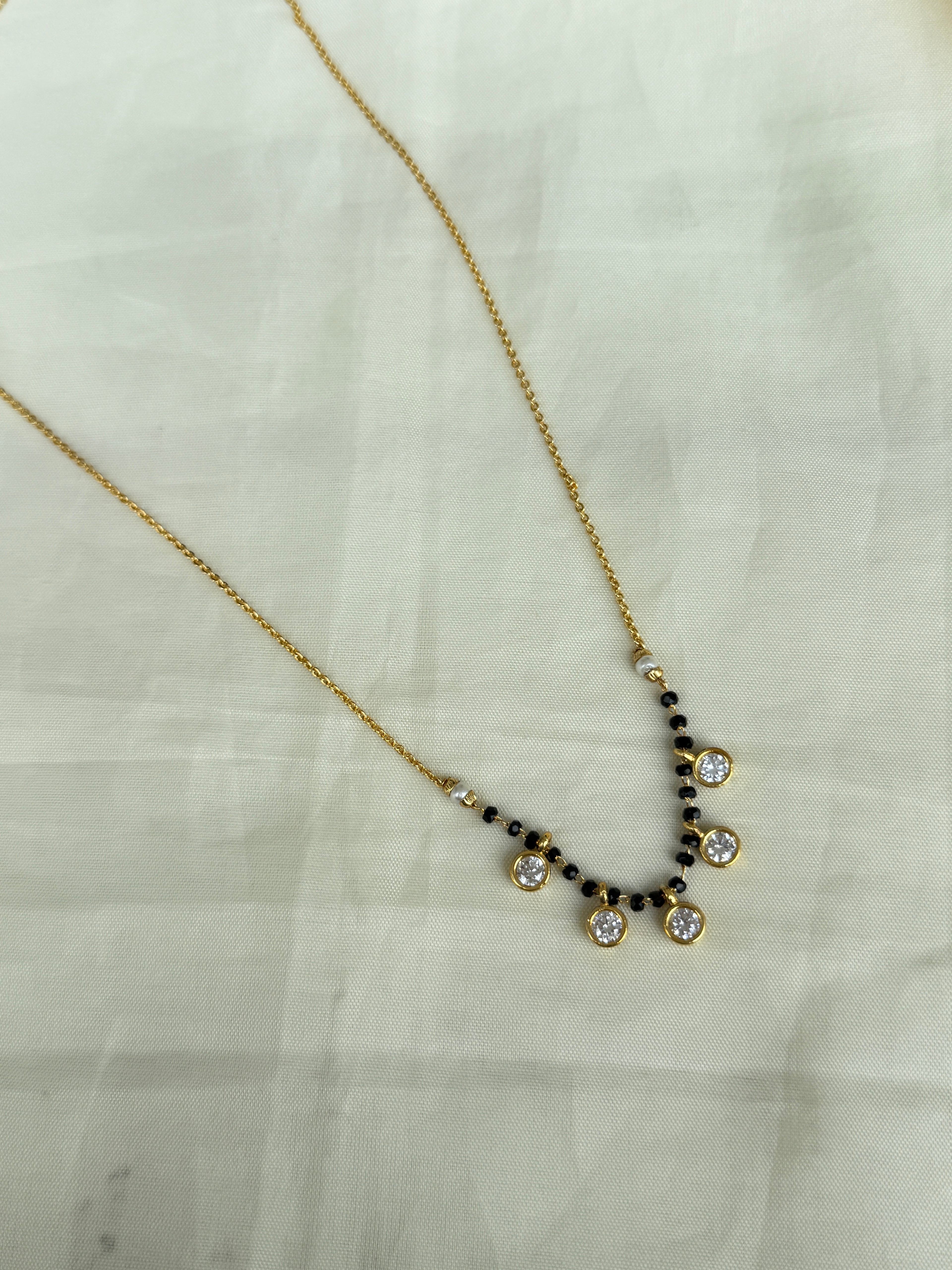 Bb017 5 stones 16 inches blackbeads