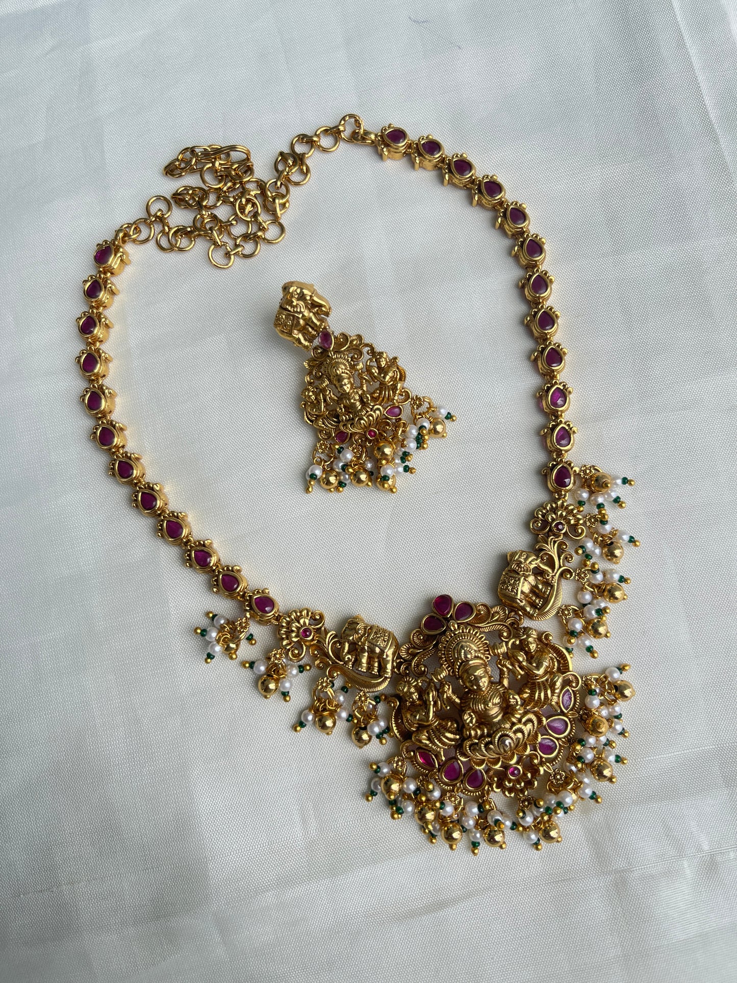 Lakshmi Devi neckset with earrings Ns1528