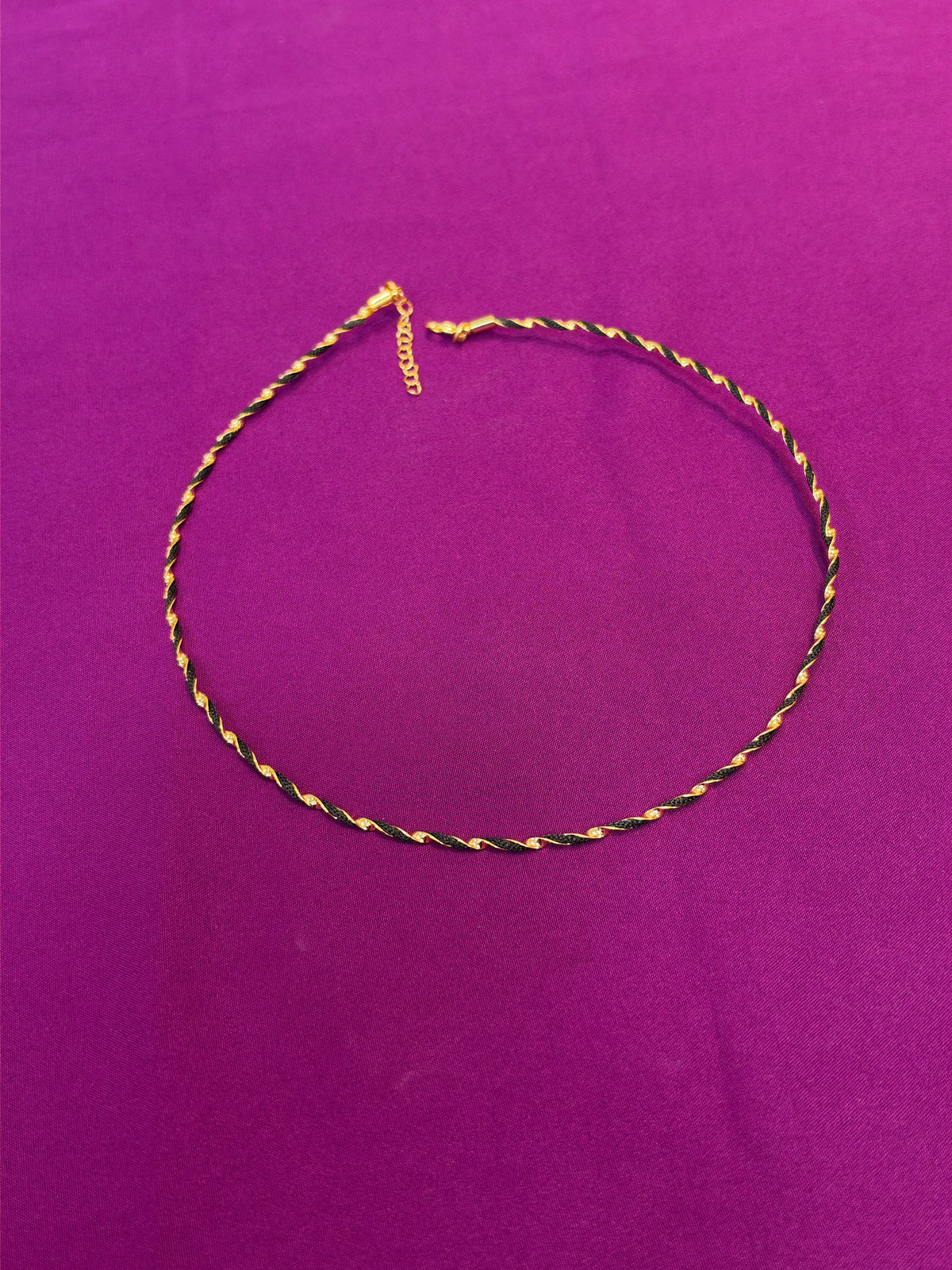 Hs047 gold and black Hasli Neckset