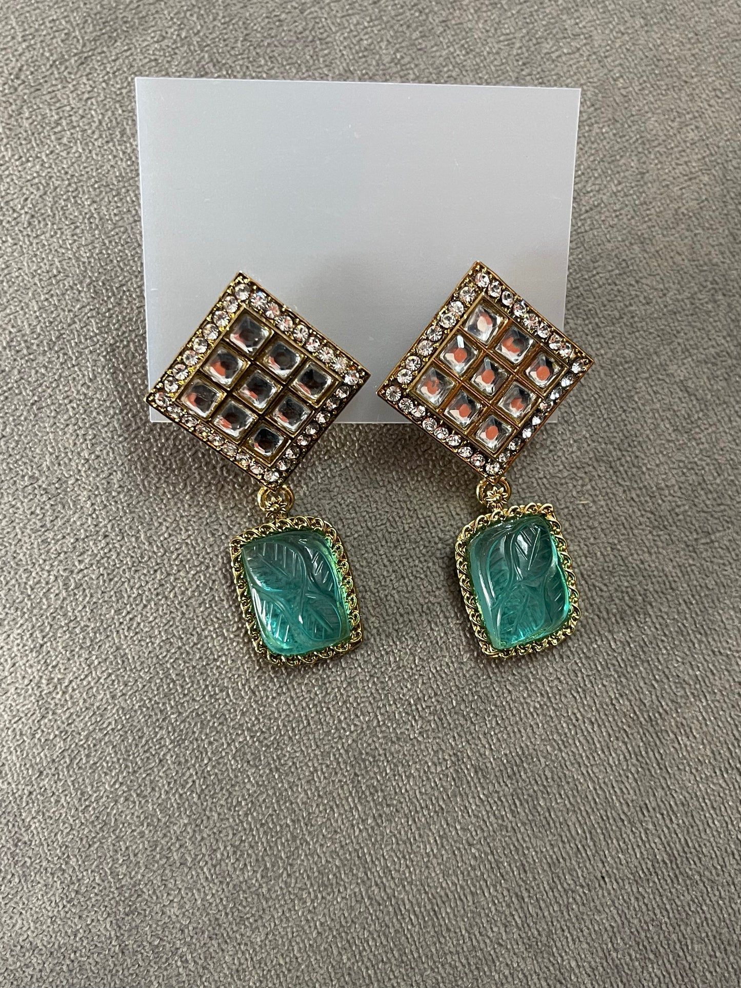 Reverse square Kundan stud with stone hanging