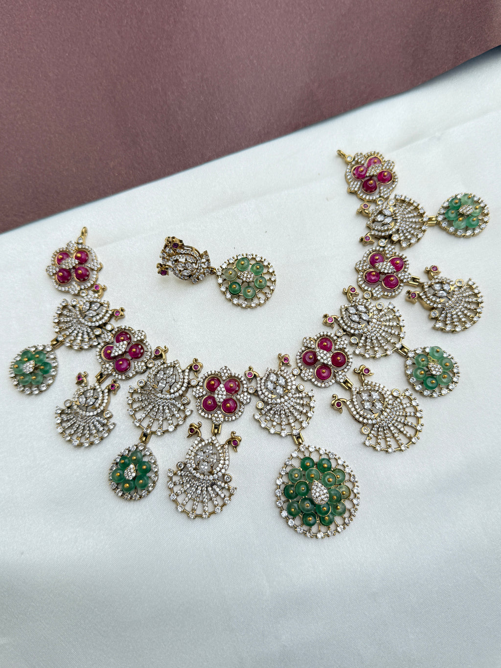 Ns349 peacock beads cz neckset