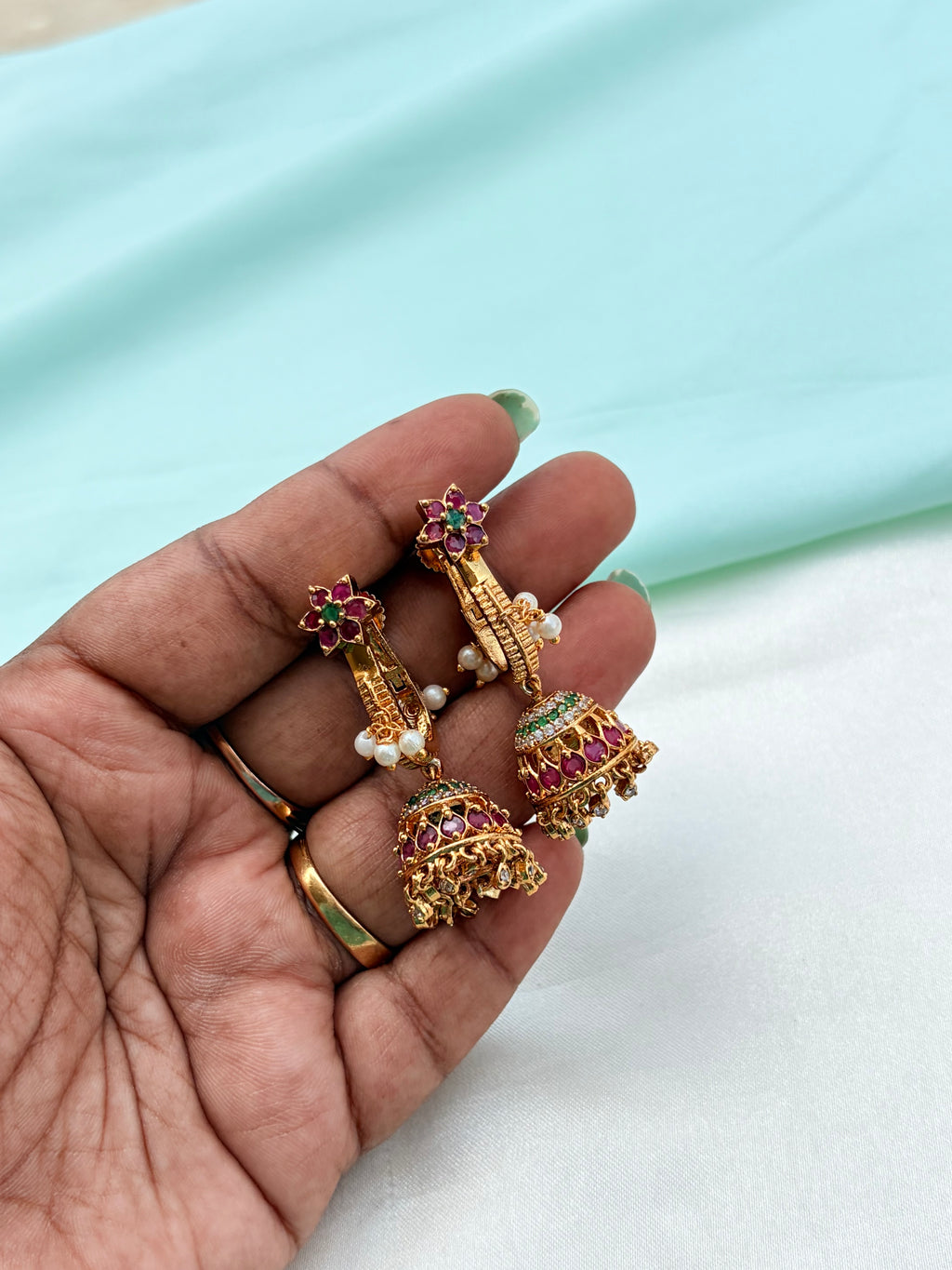 Unique white pearls and multi stone butta earrings Er920