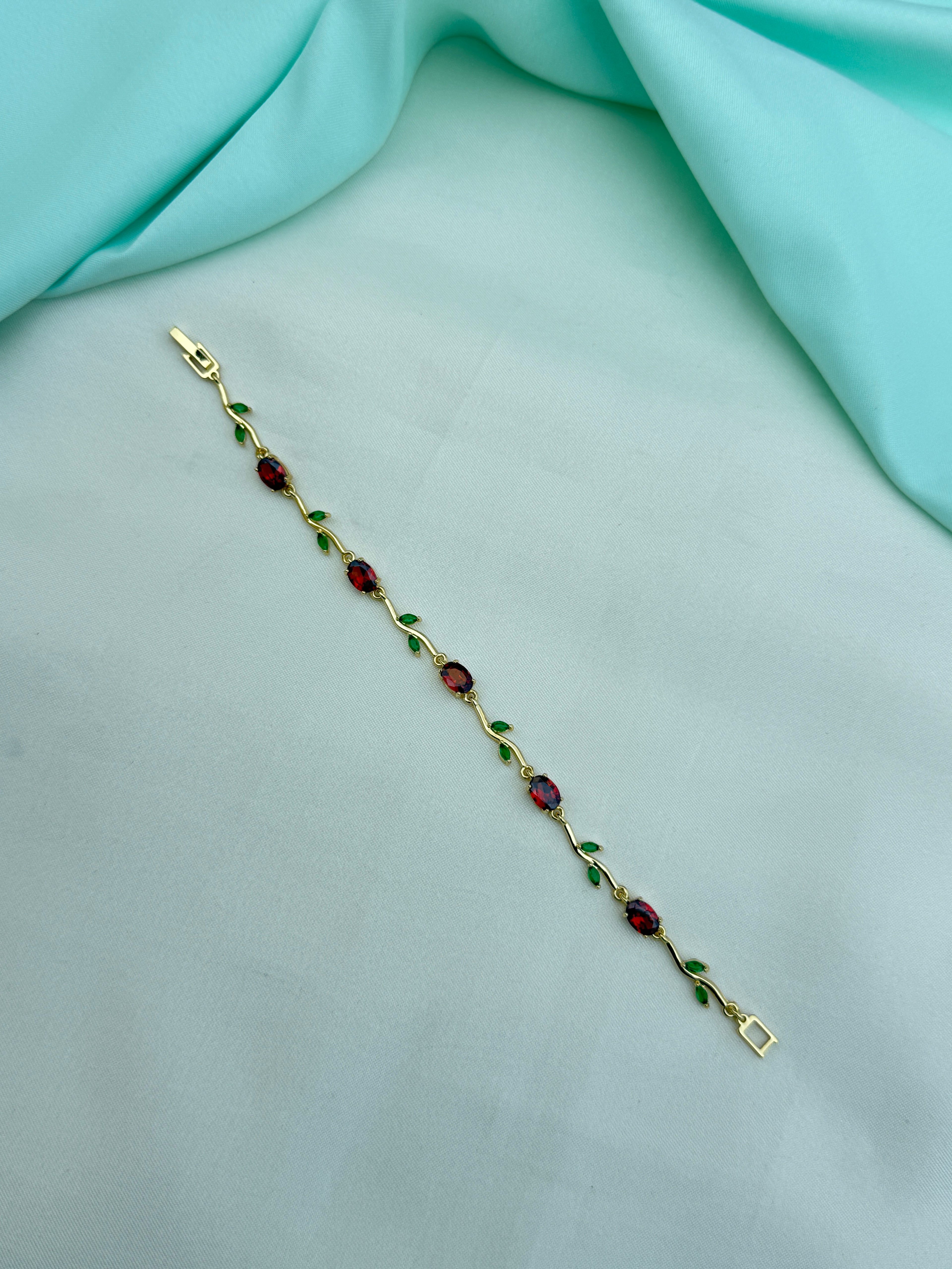 Ab551 anti tarnish tulip bracelet suits for 2-6 size