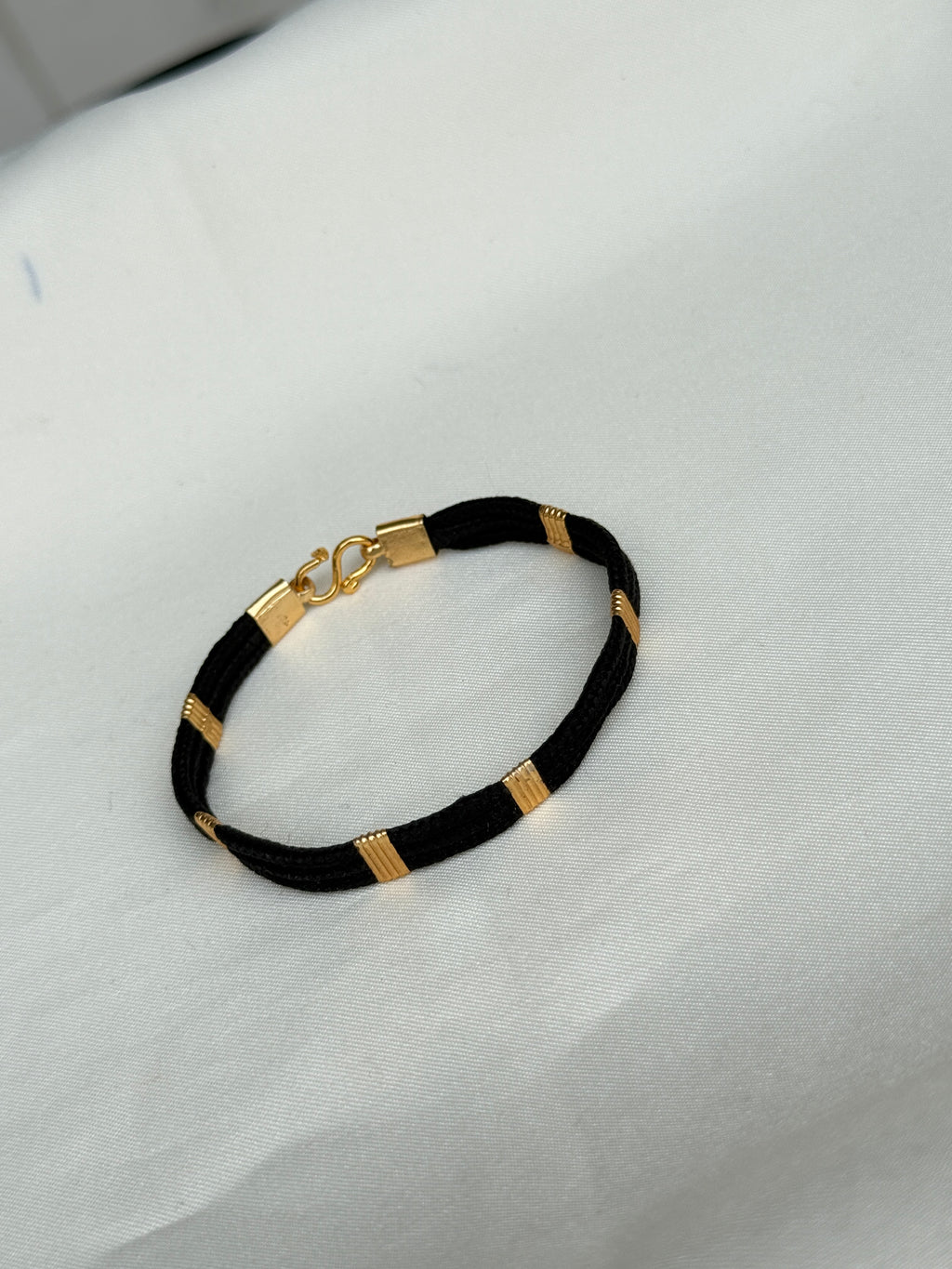 Ph420 panchaloham polished black thread kada