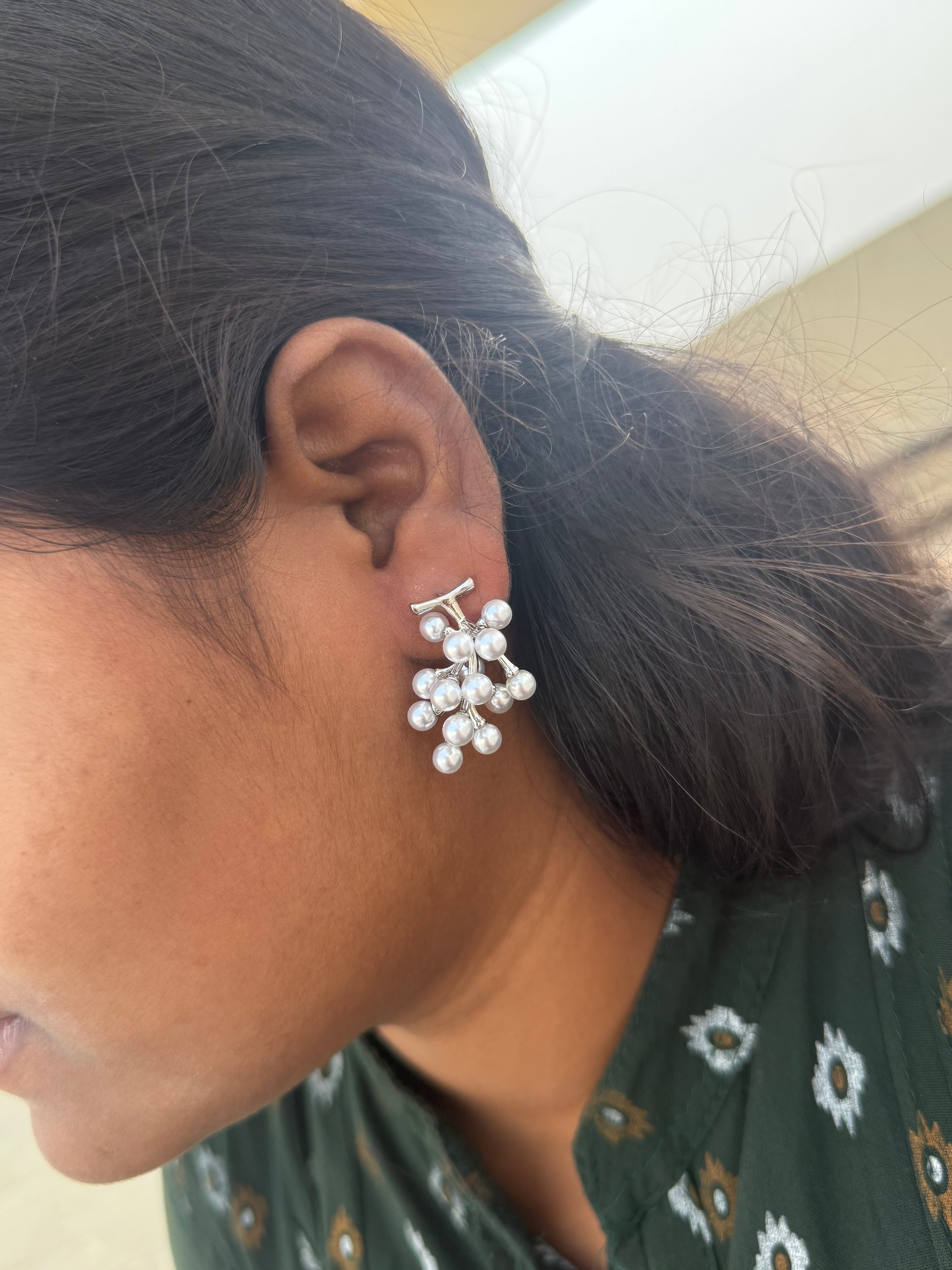 We509 pearl silver earrings