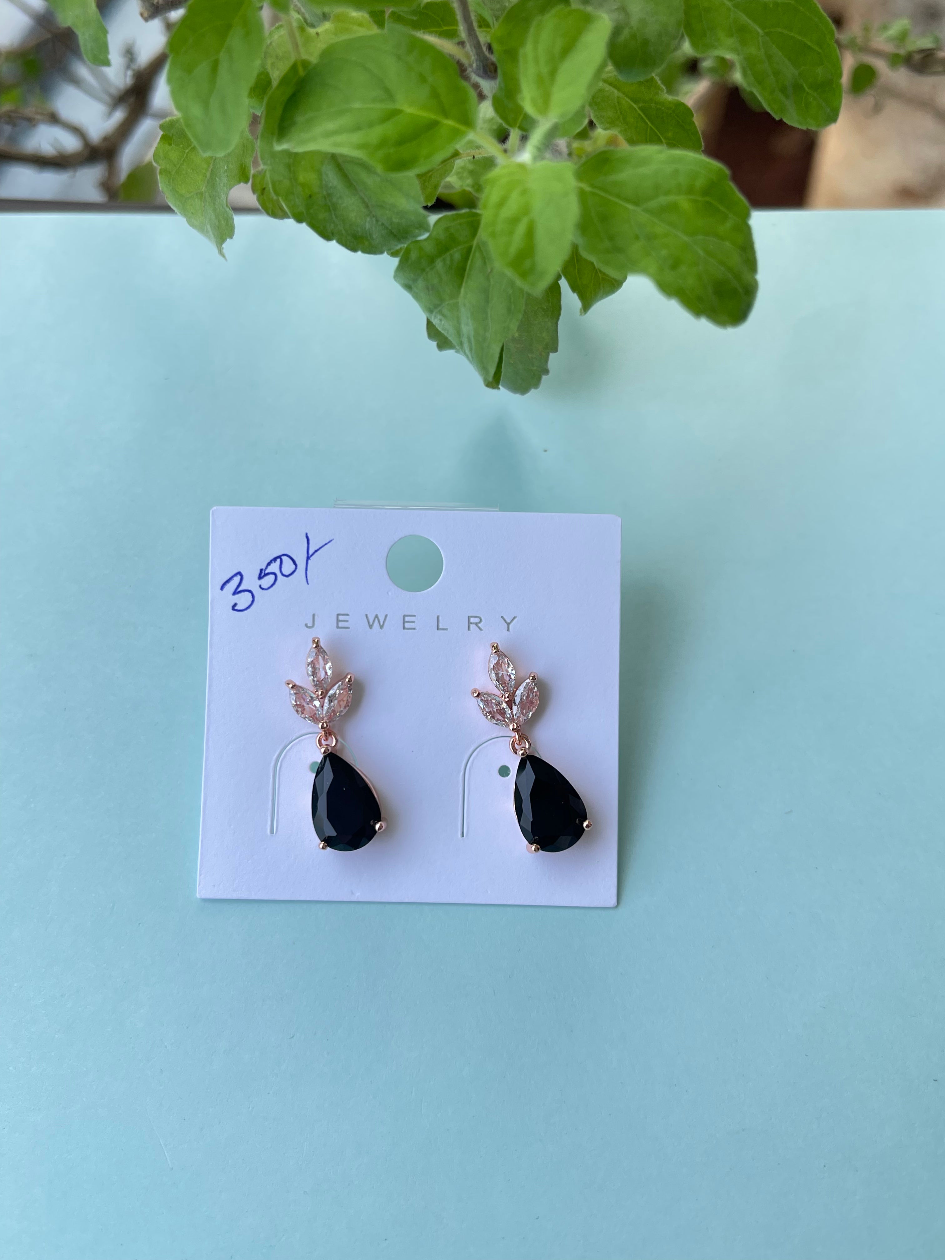 3 leaf stone drop hanging earrings