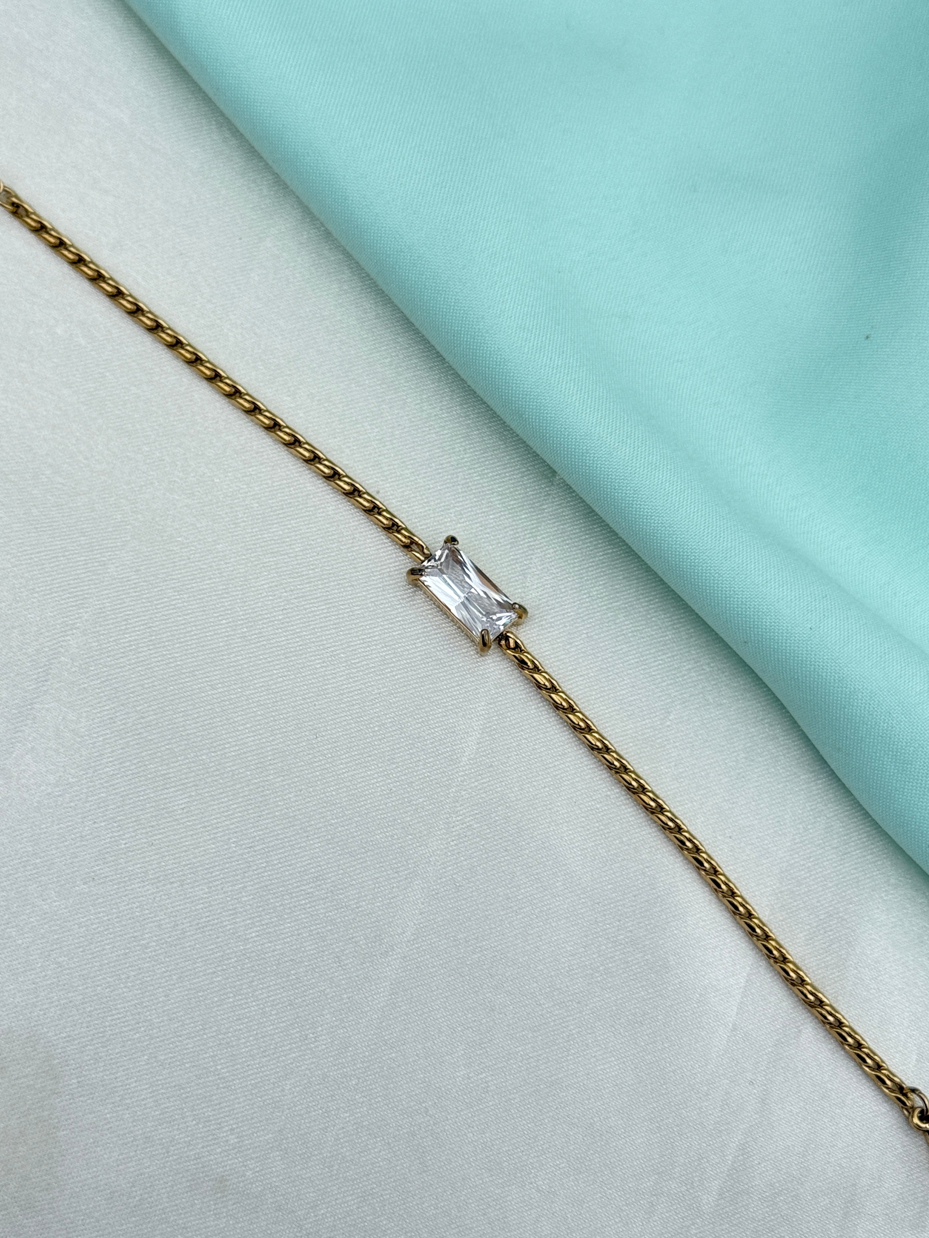 Ab630 anti tarnish single stone 7.5 inches 2.4 to 2.6 size adjustable chain bracelet