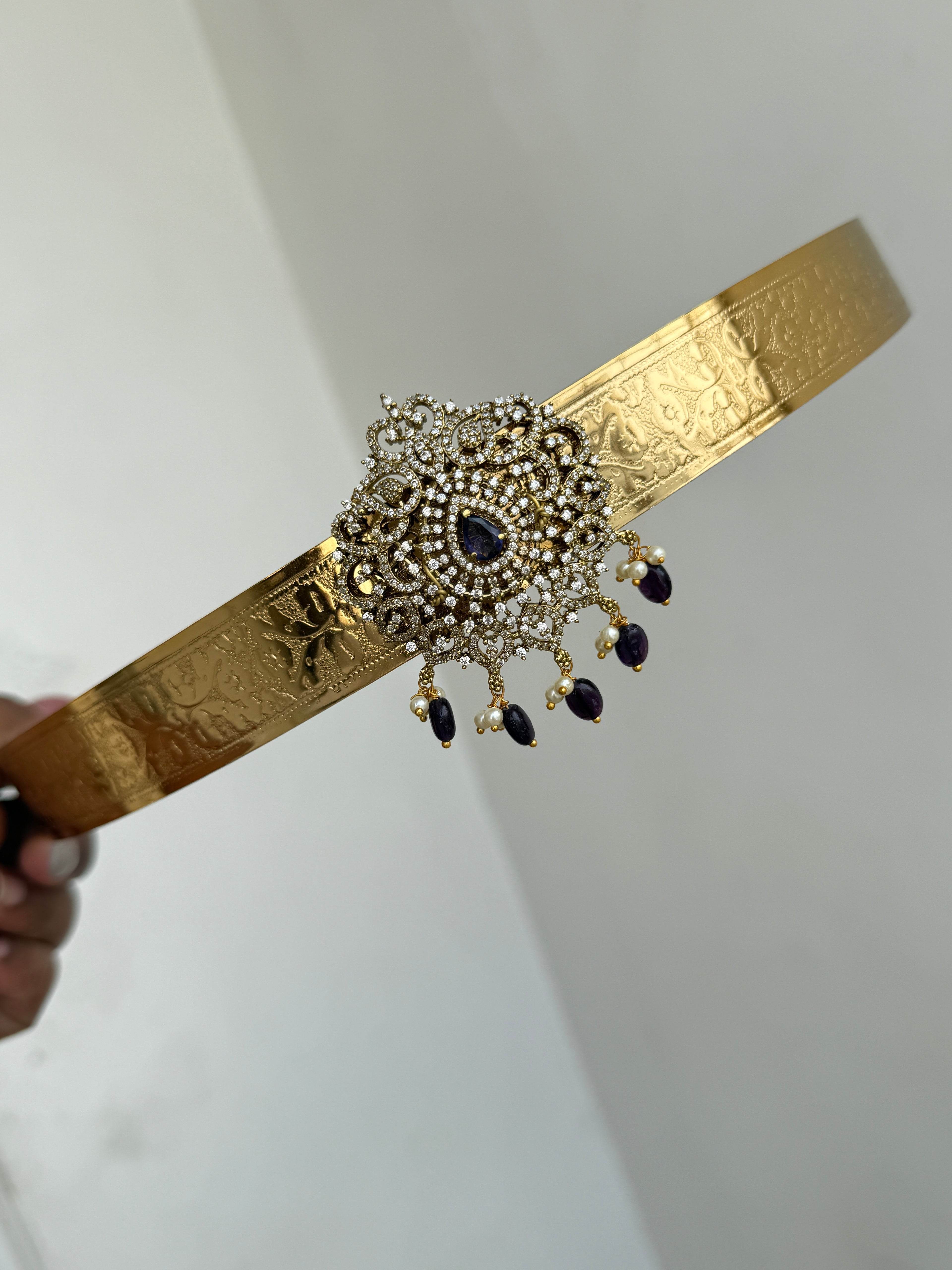 Hb611 adults texture hipbelt with purple beads