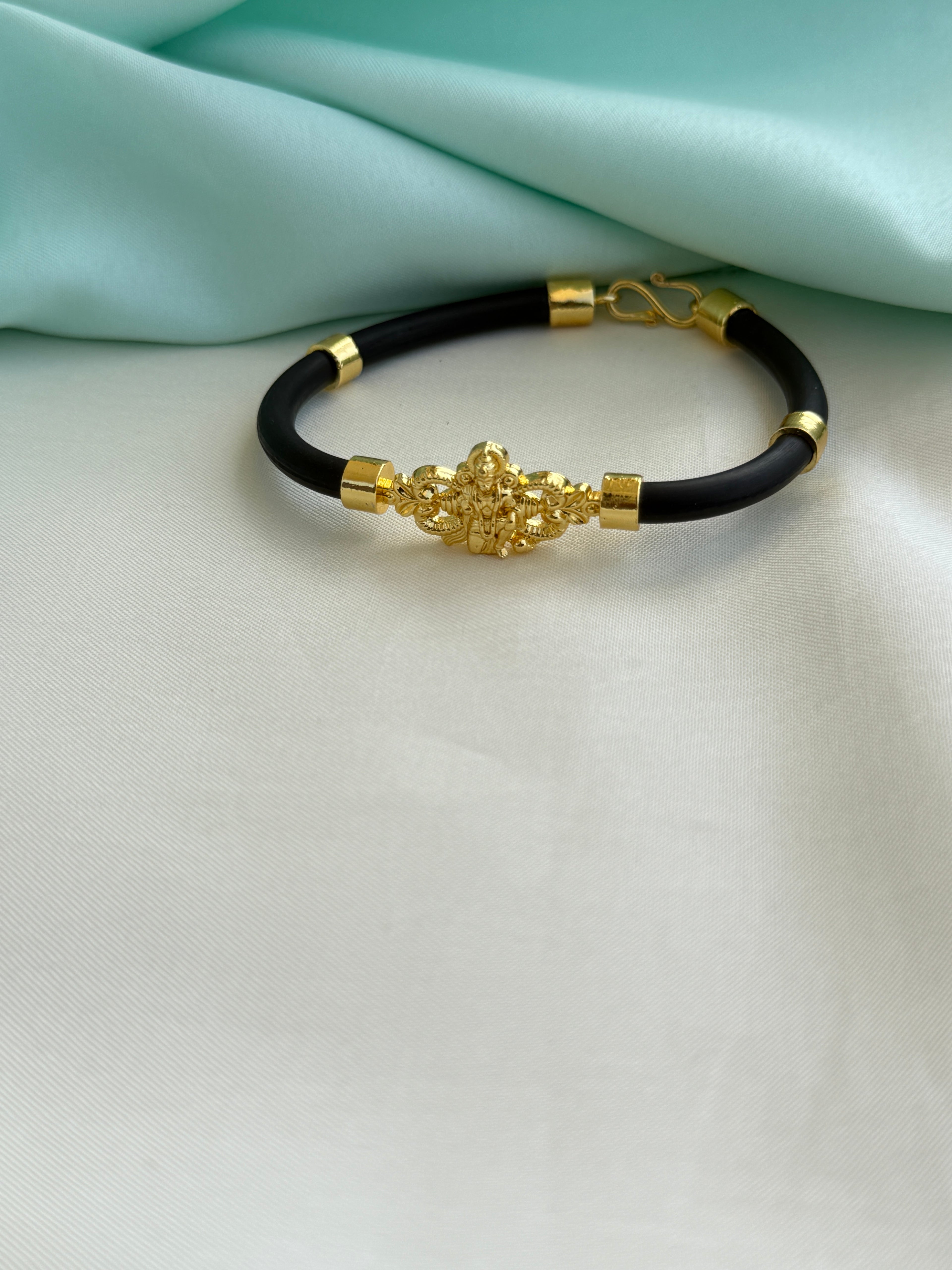 Ph165 micro gold anjaneyaswami 7inches 2.4 to 2.6 size rubber bracelet