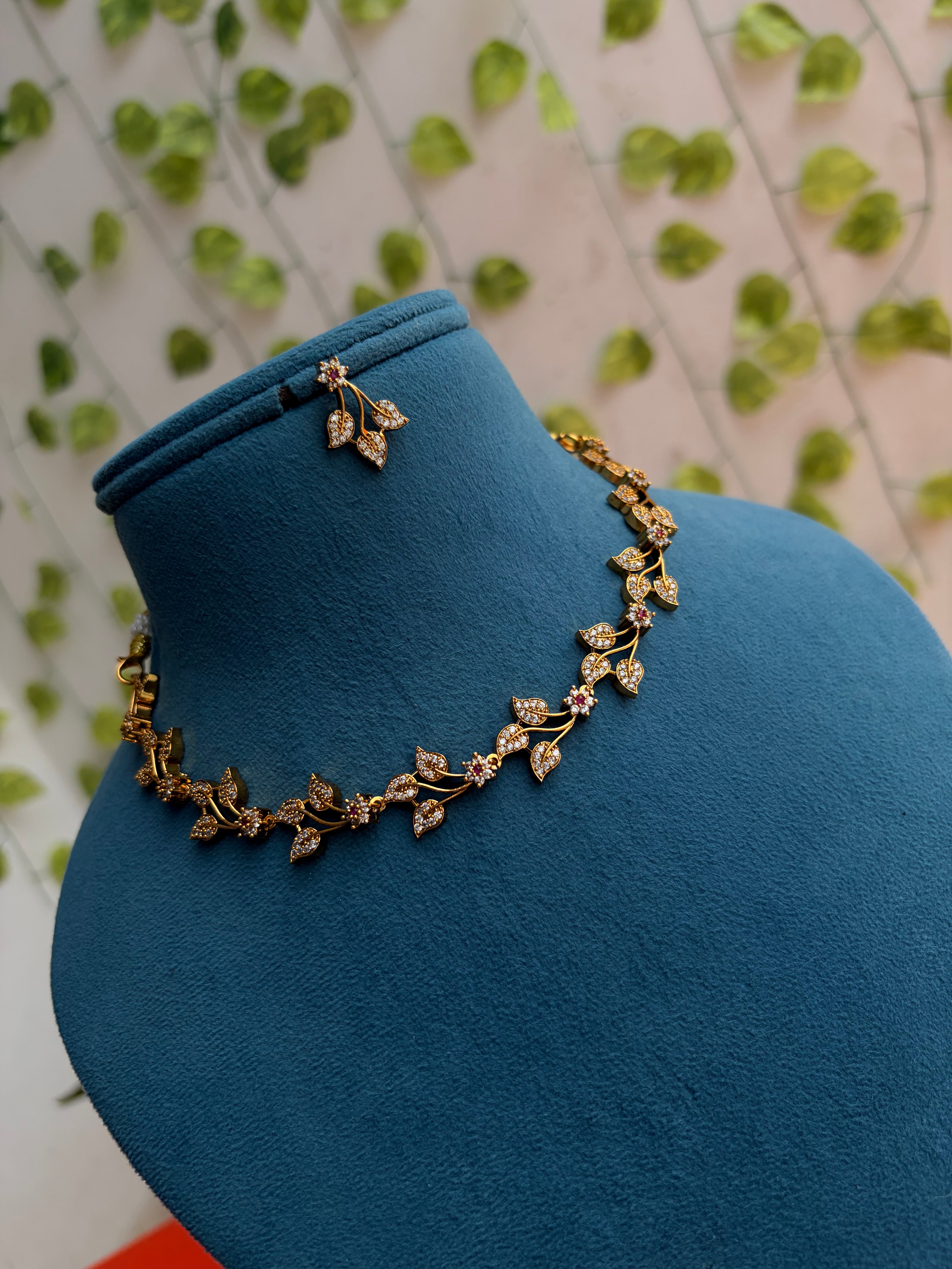Ns861 leaf flower short Neckset with earrings