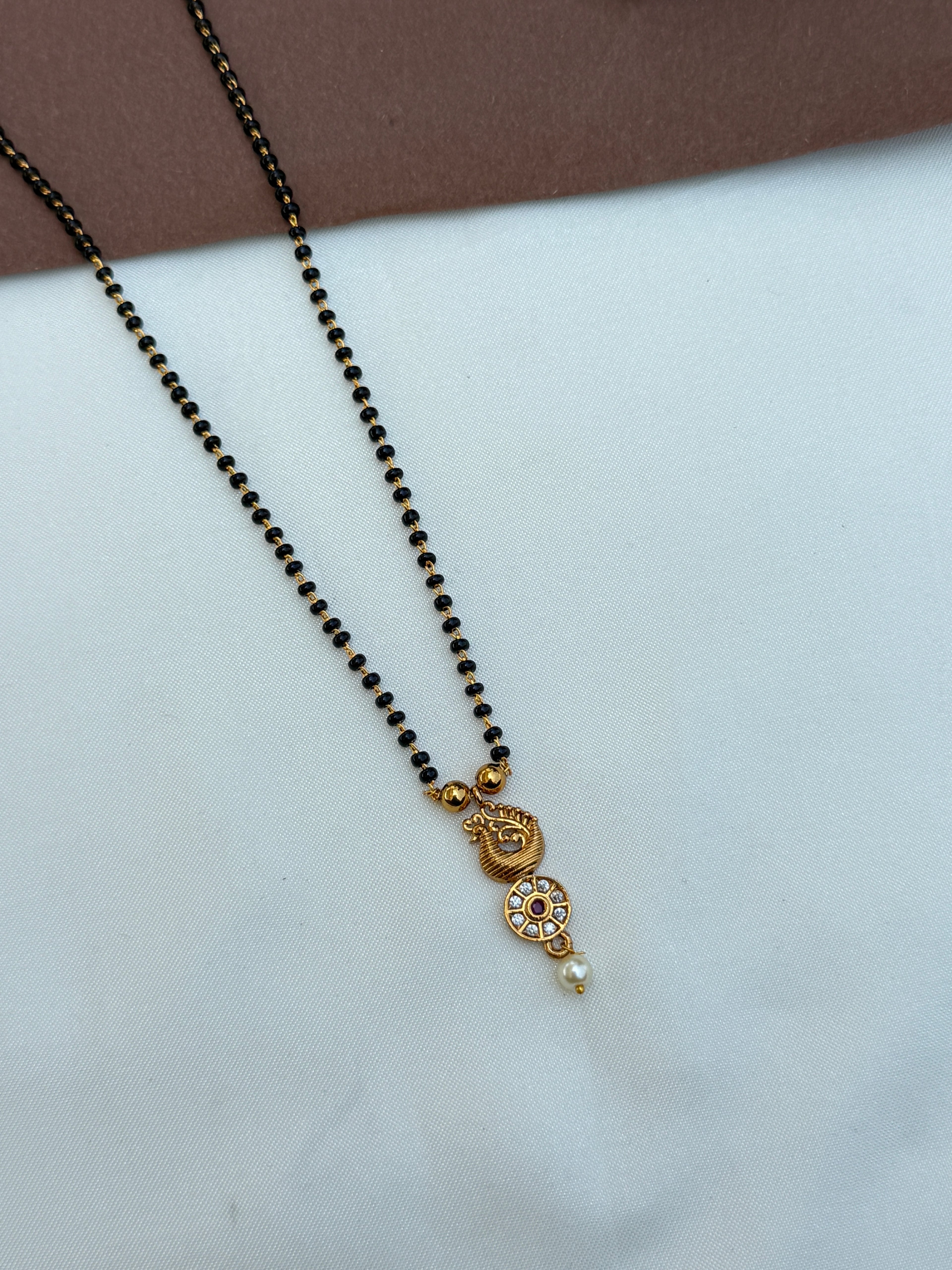 Bb102 18 inches single line peacock blackbeads