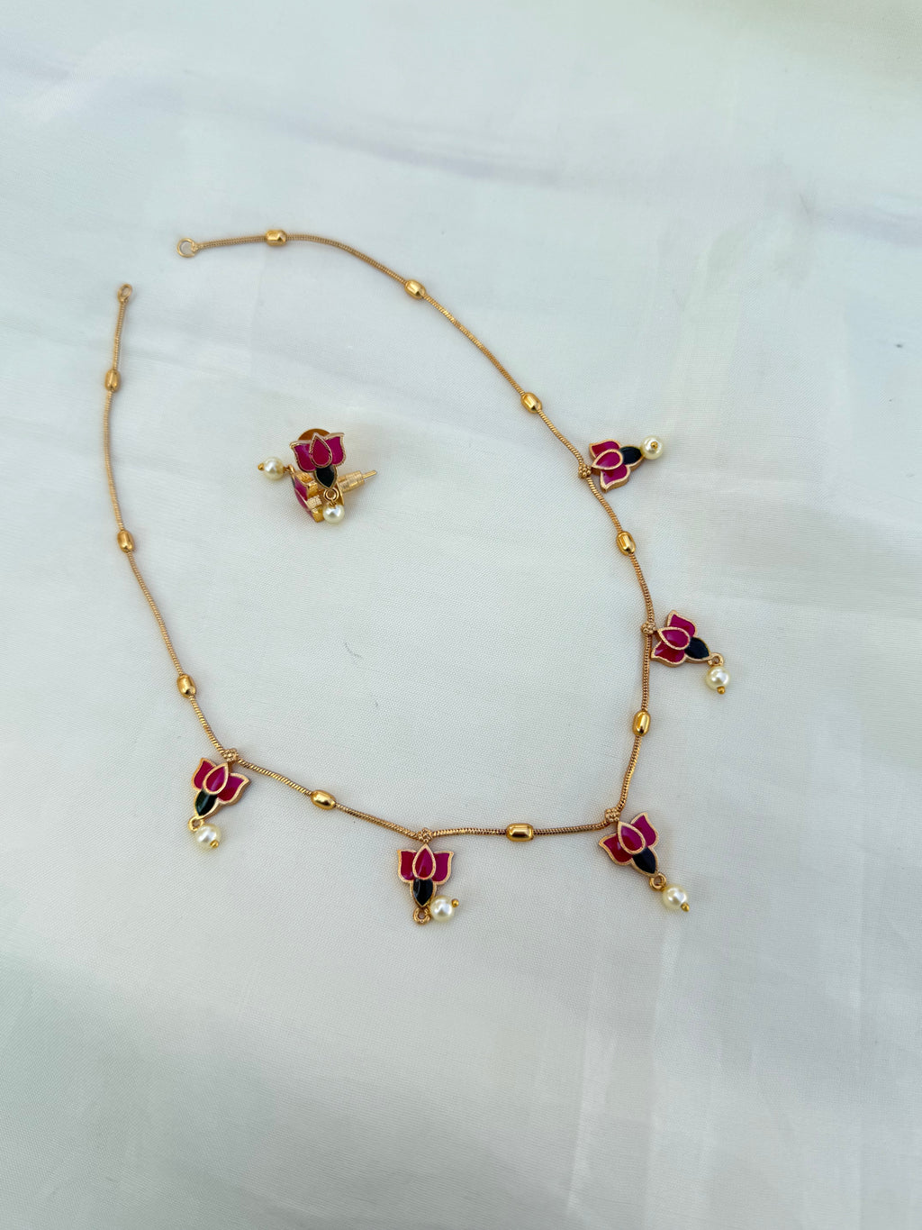 Ns0018 simple lotus Neckset with earrings