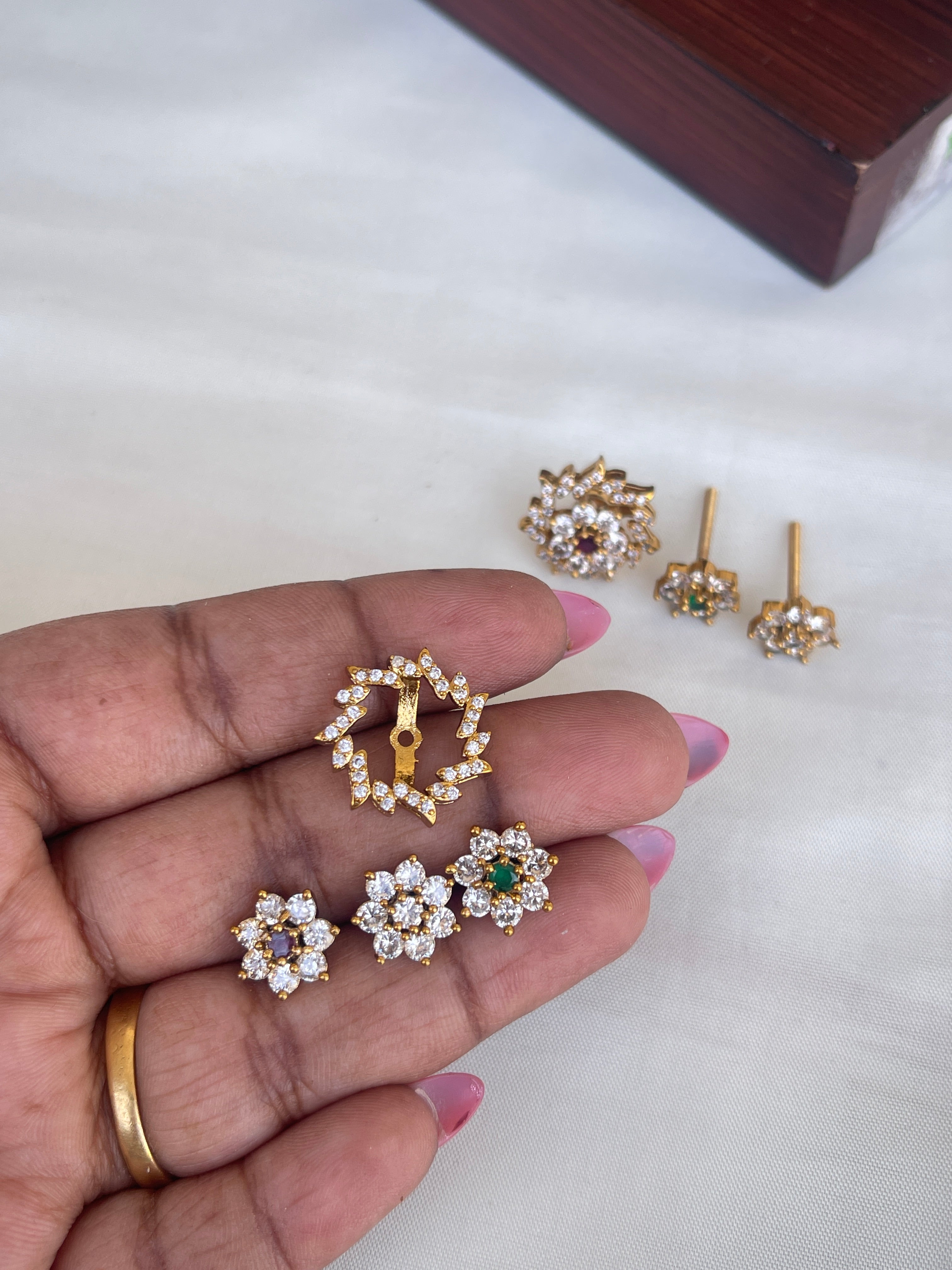Changeable studs can use in 4 ways suits for both mom and daughter.. can use small studs without chakra