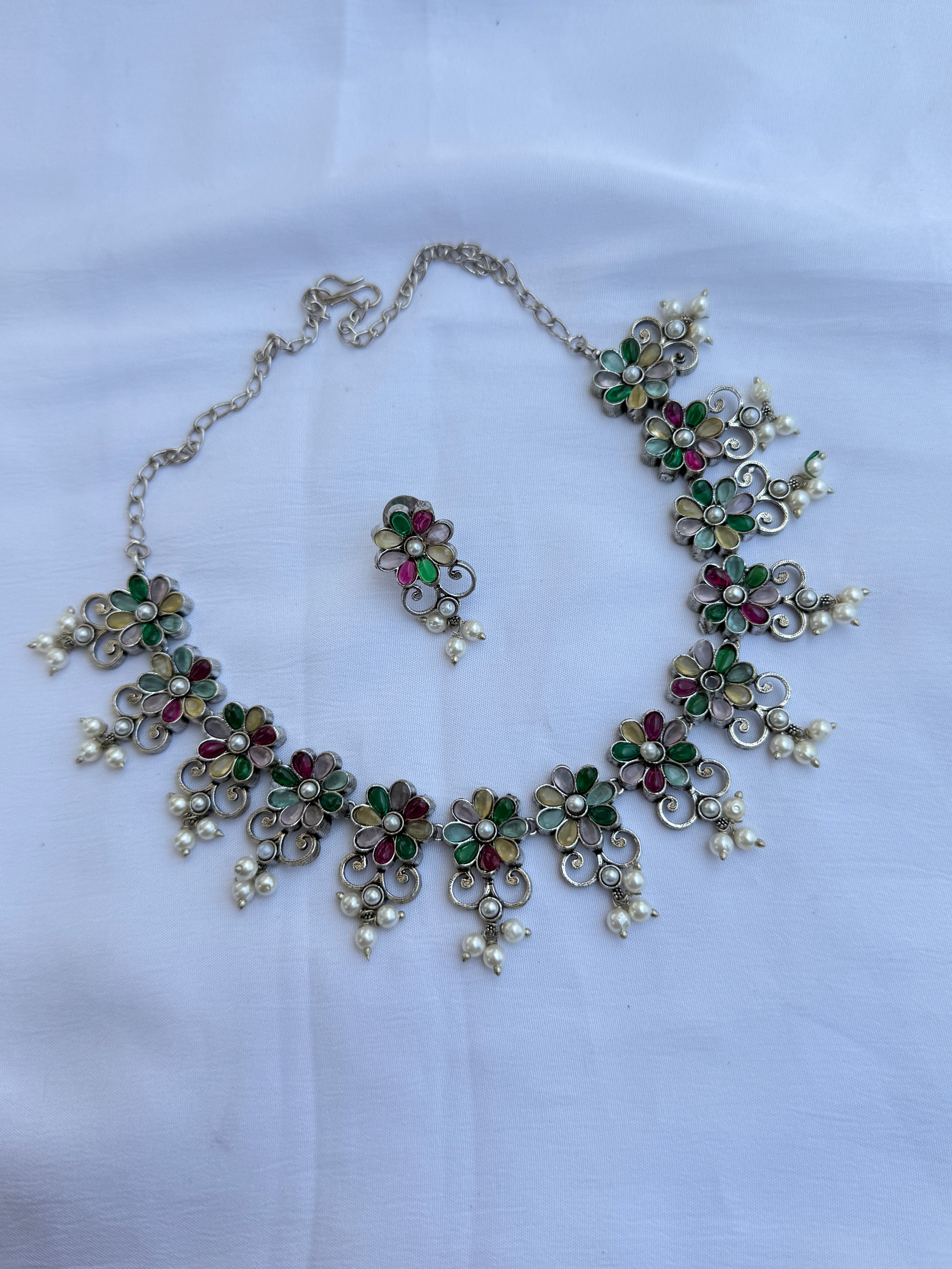 0x102  Oxidised multi pastel pearl neckset with earrings