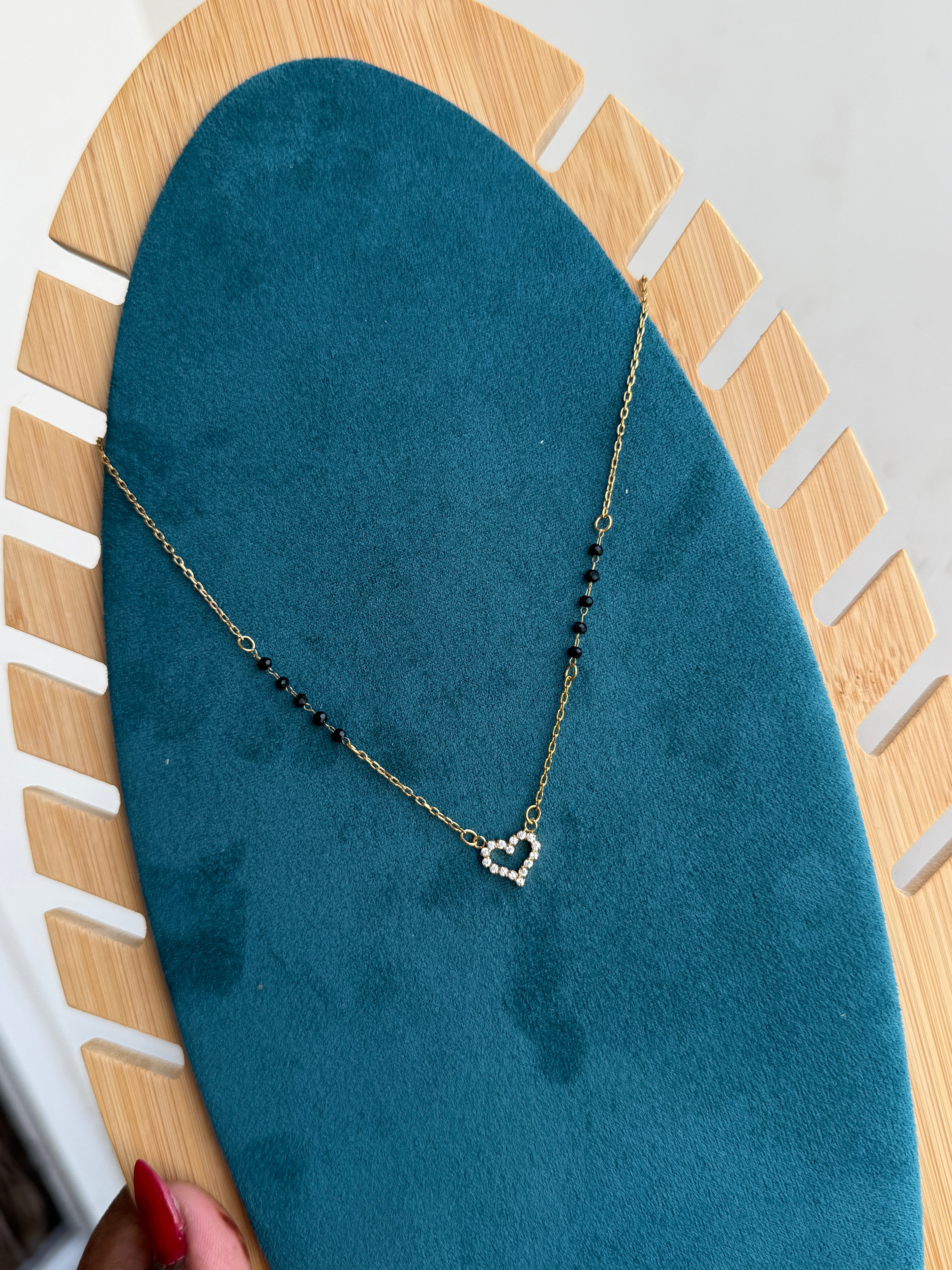 Bb115 heart anti tarnish black beads