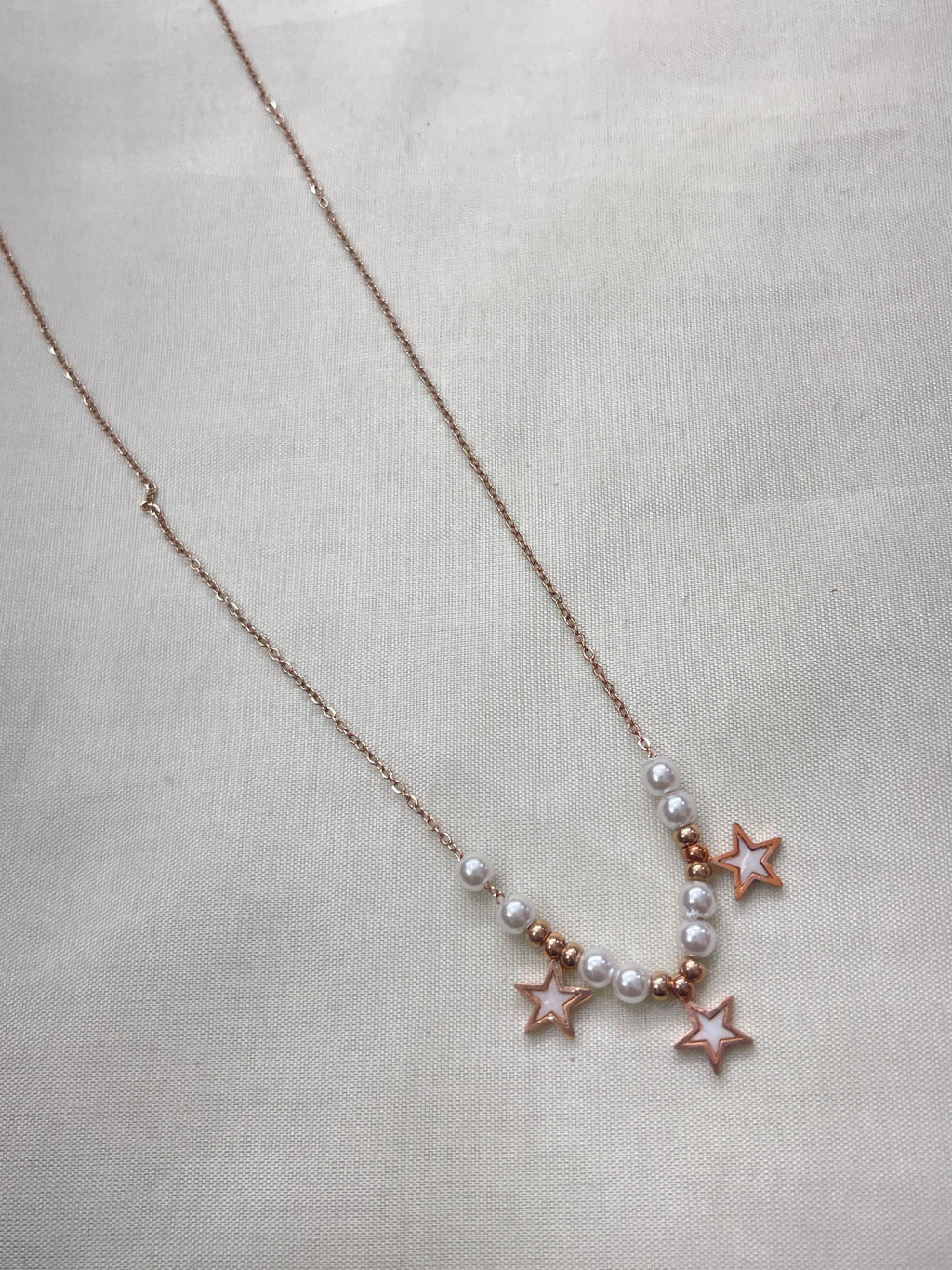 Star pearl neckline