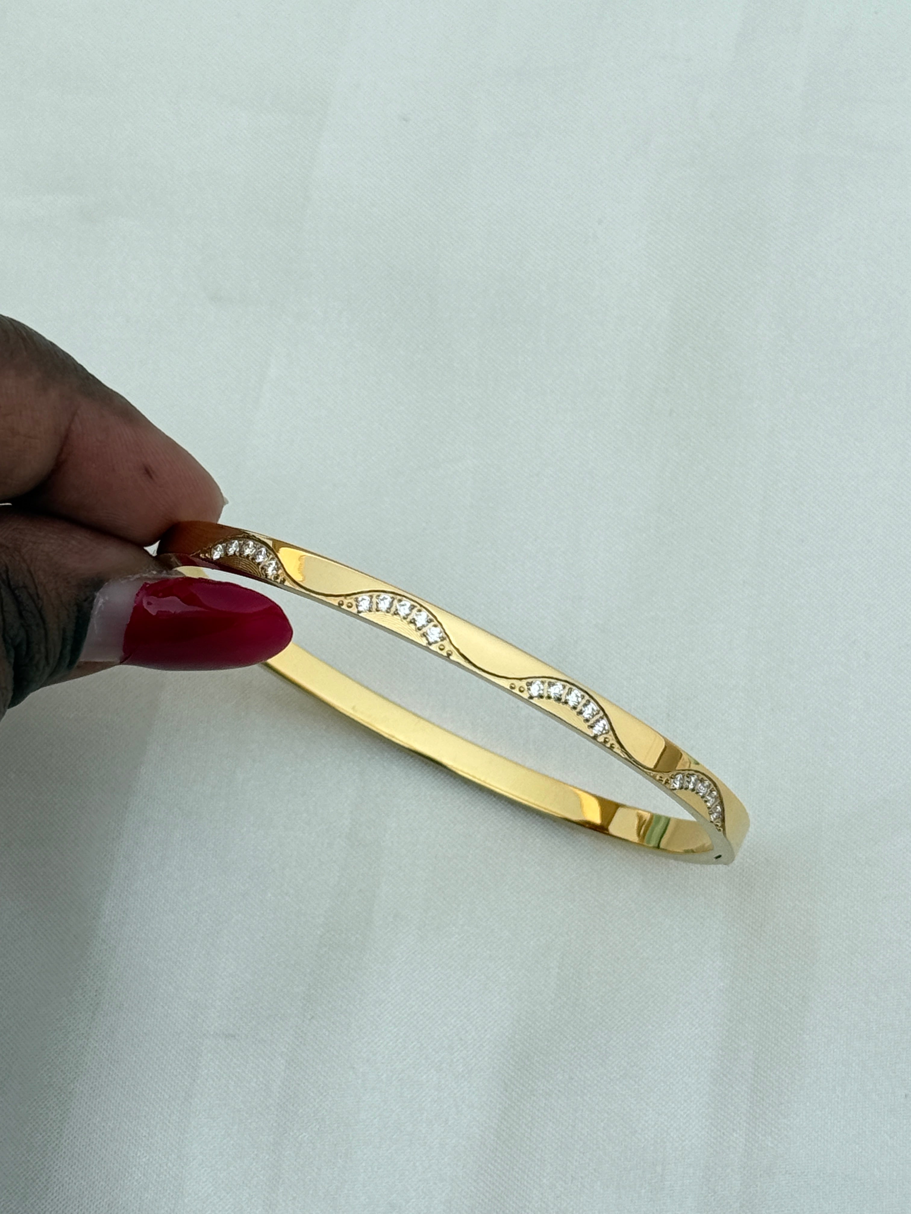 Ab559 anti tarnish openable kada bracelet