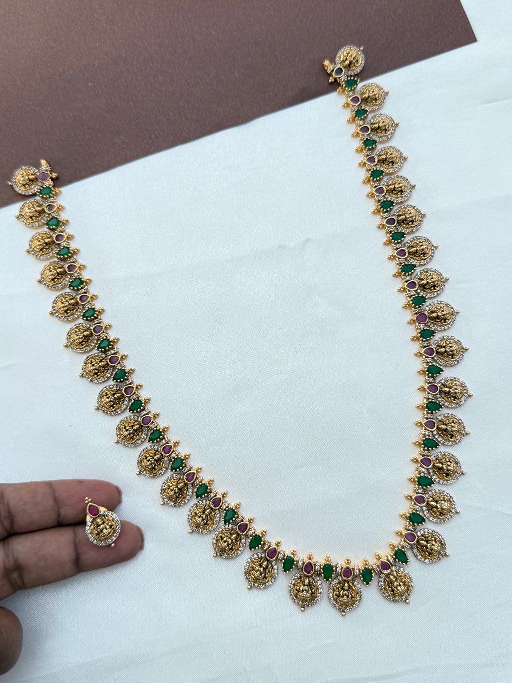 Lh561 Lakshmi devi 3/4th bottumala haram