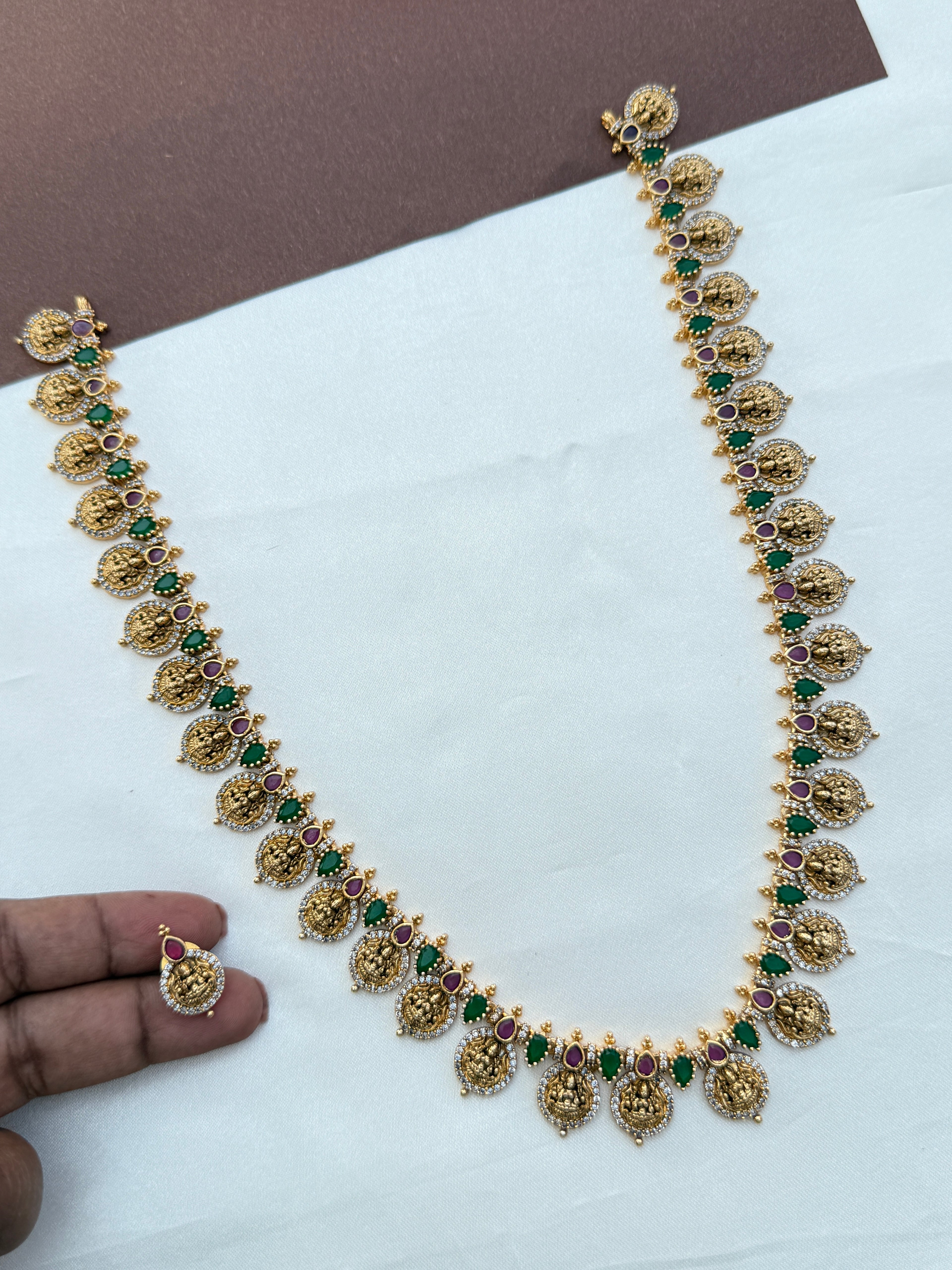 Lh561 Lakshmi devi 3/4th bottumala haram