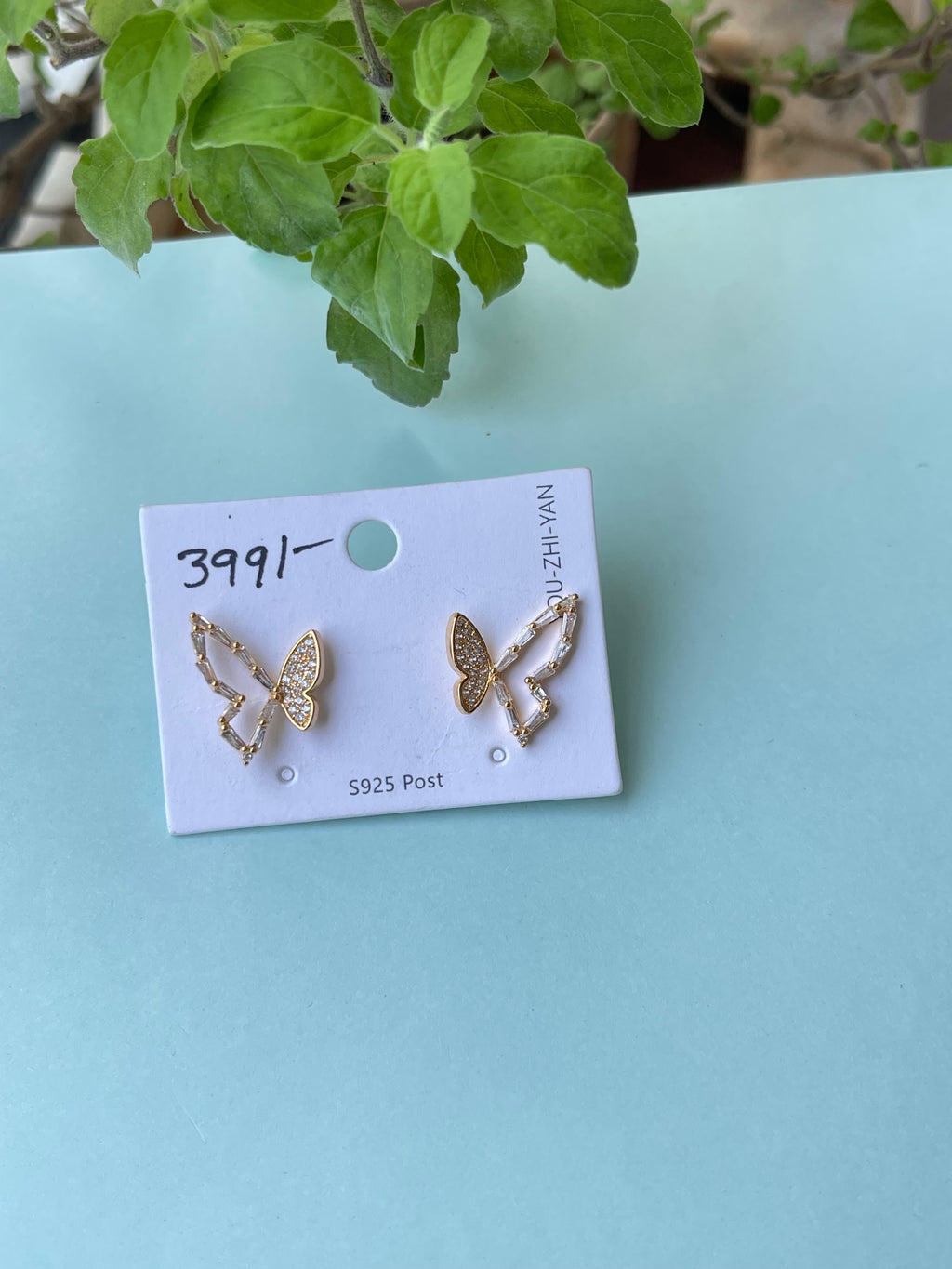 Gold butterfly studs Color won't fade