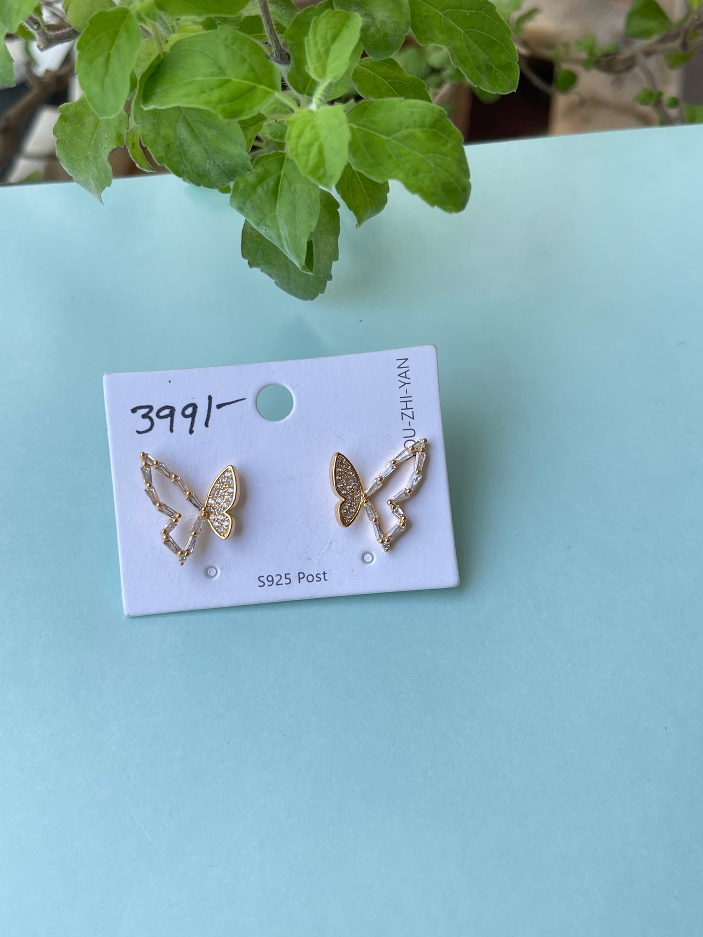 Gold butterfly studs Color won't fade