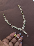 NS606 leaf multi short Neckset