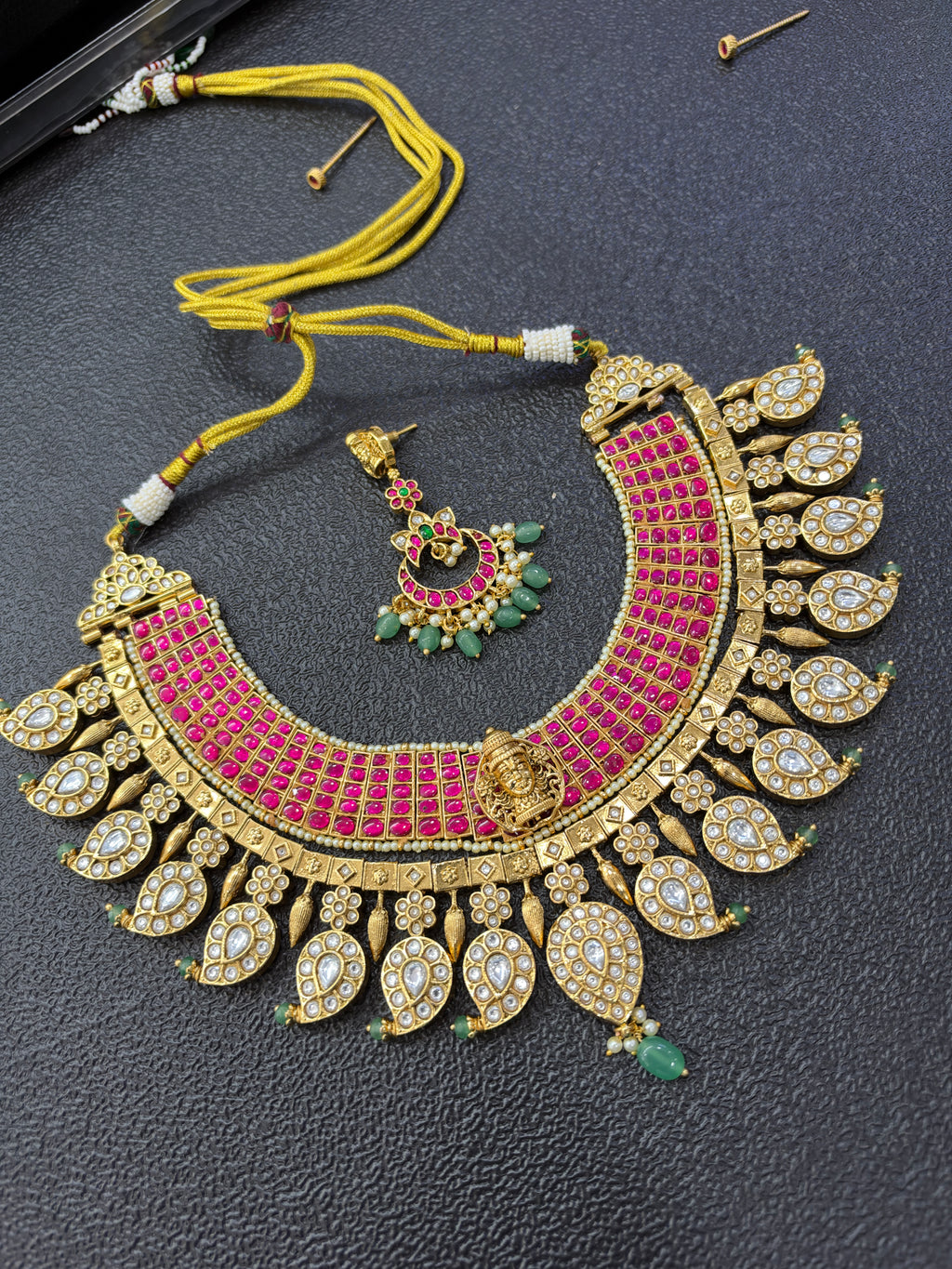 Ns4001 jadau kundan gold replica heavy neckset can be used in 19 ways