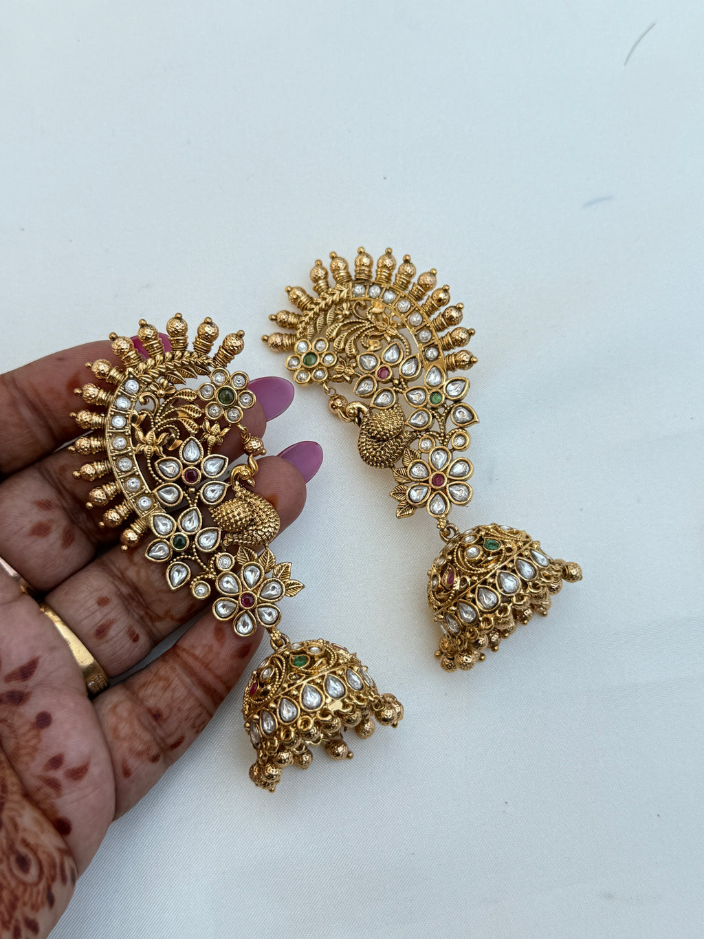Er220 peacock Kundan butta big earcuffs