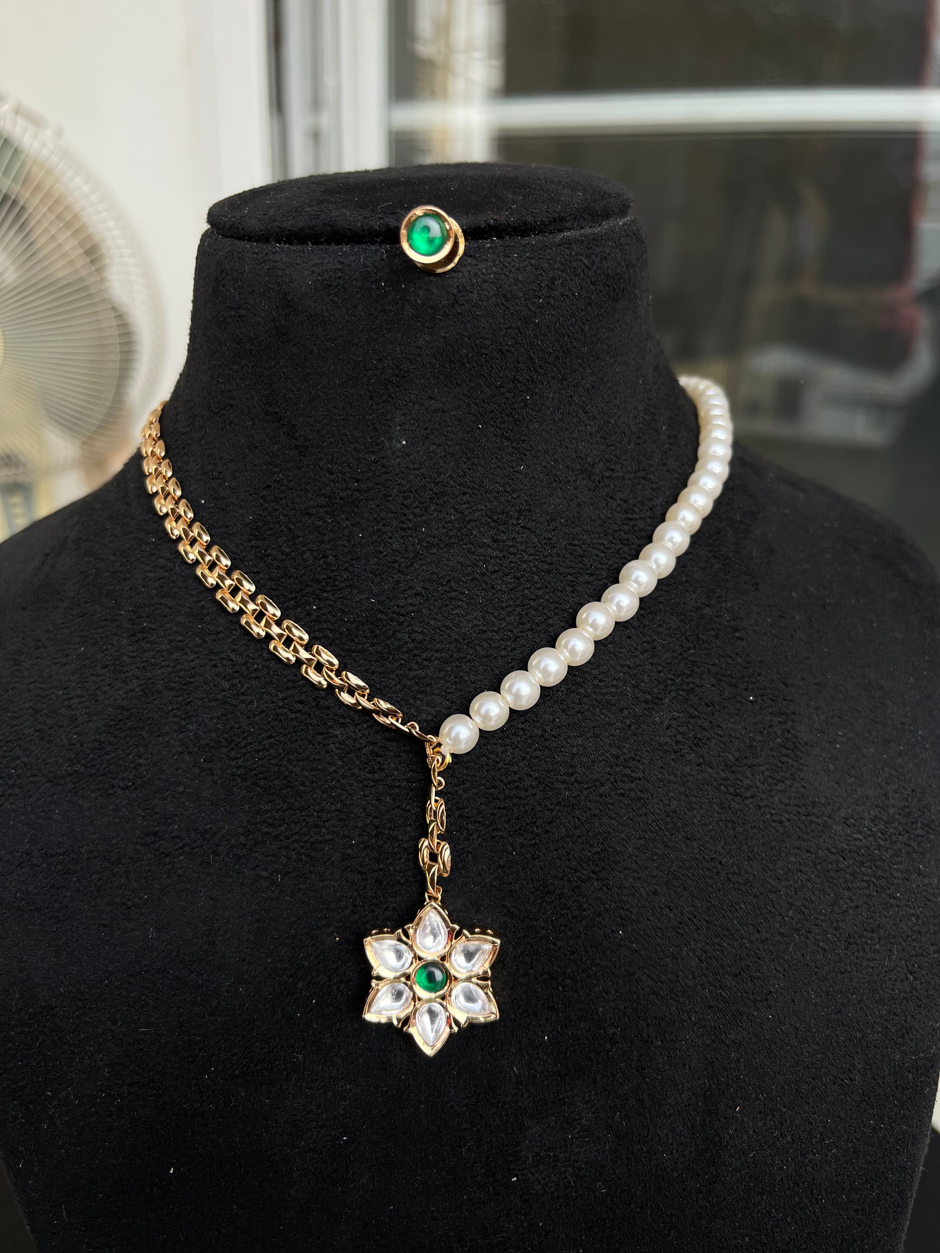 Western pearl necklinepc008