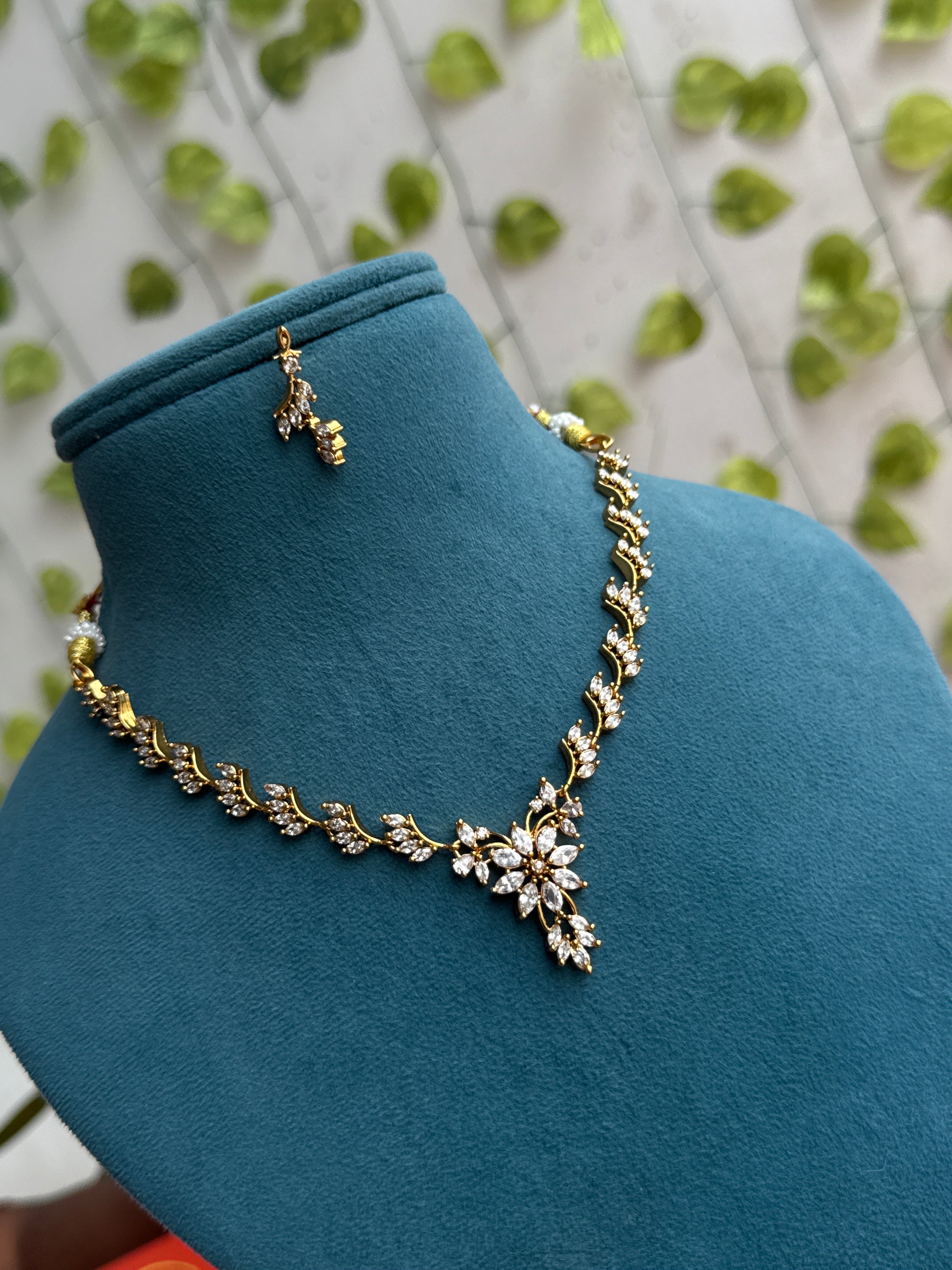 Ns877 flower design pendant short neckset with earrings