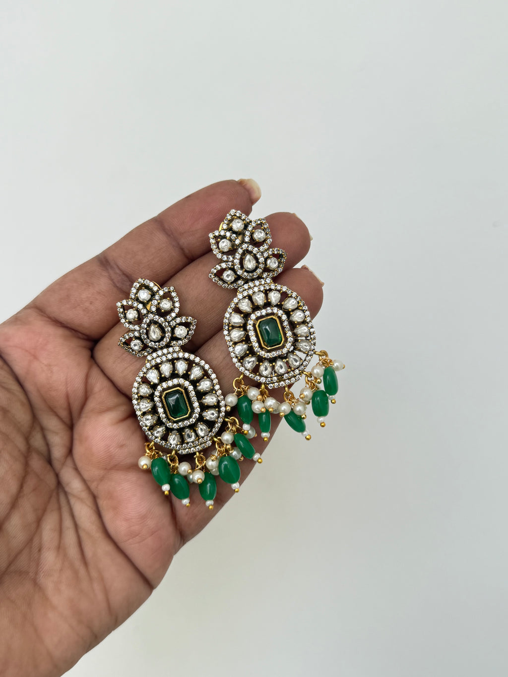 Er2051 Victorian green beads earrings