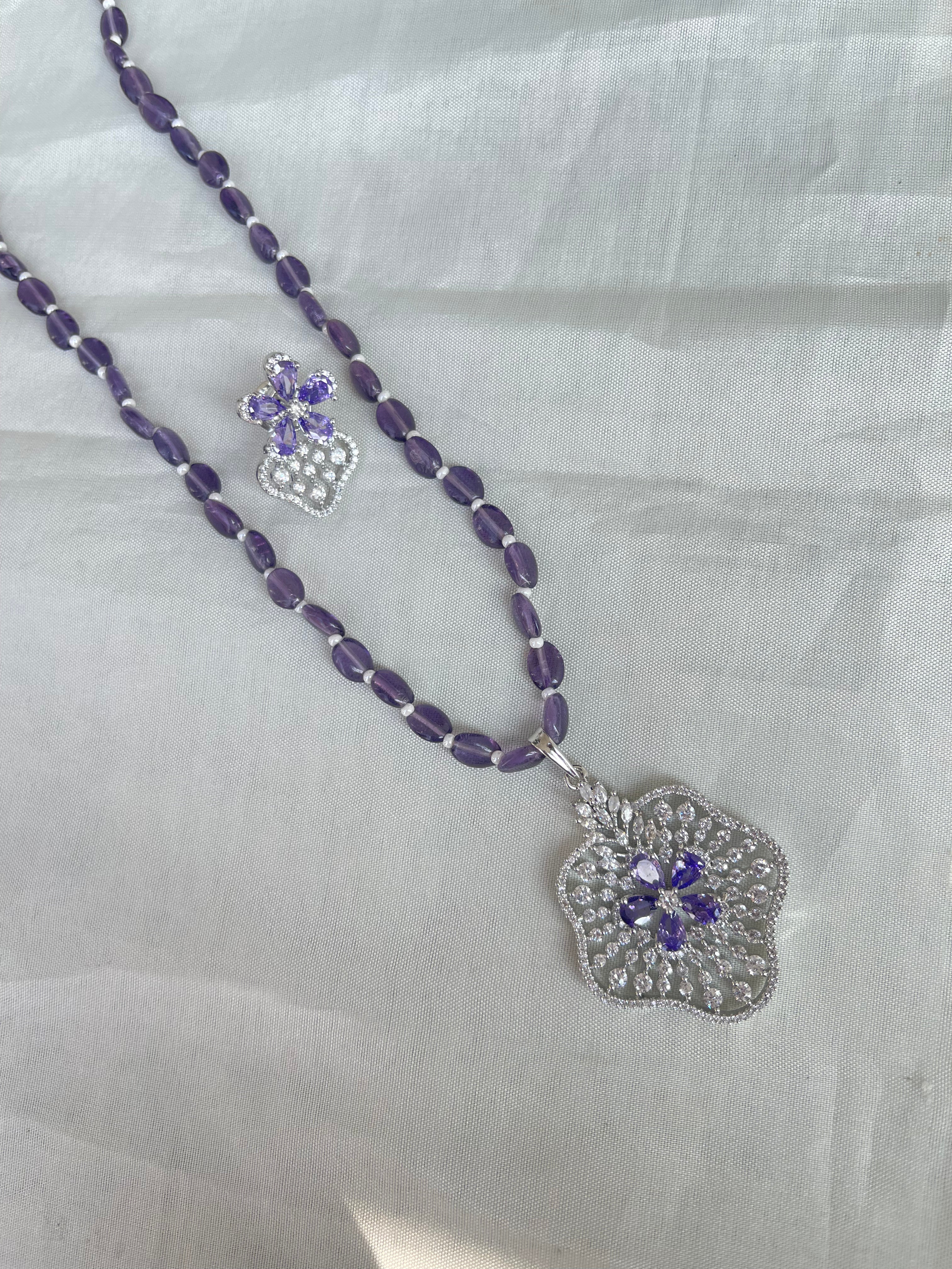 Beads with diamond finish pendent