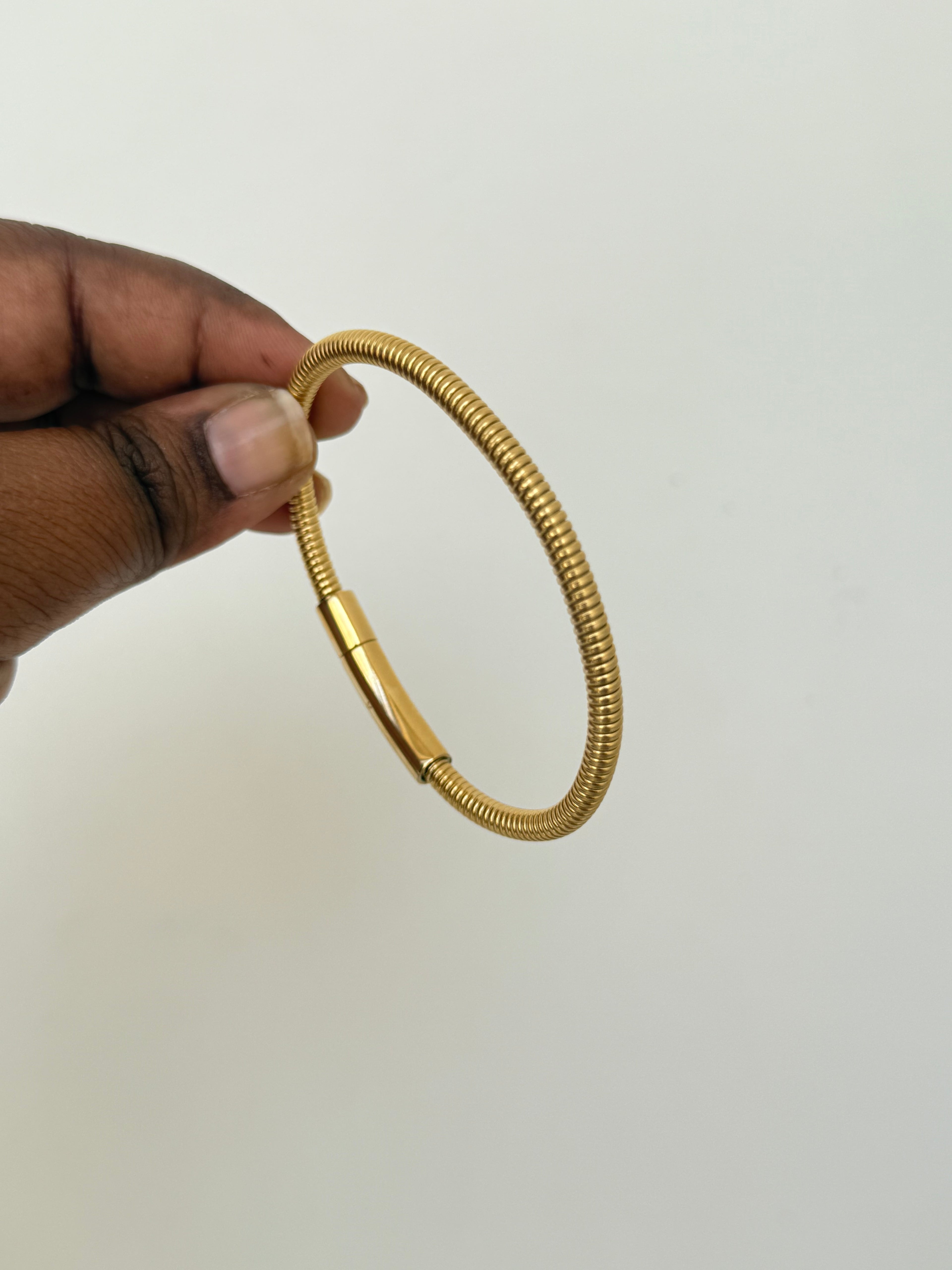 Br001 anti tarnish bracelet