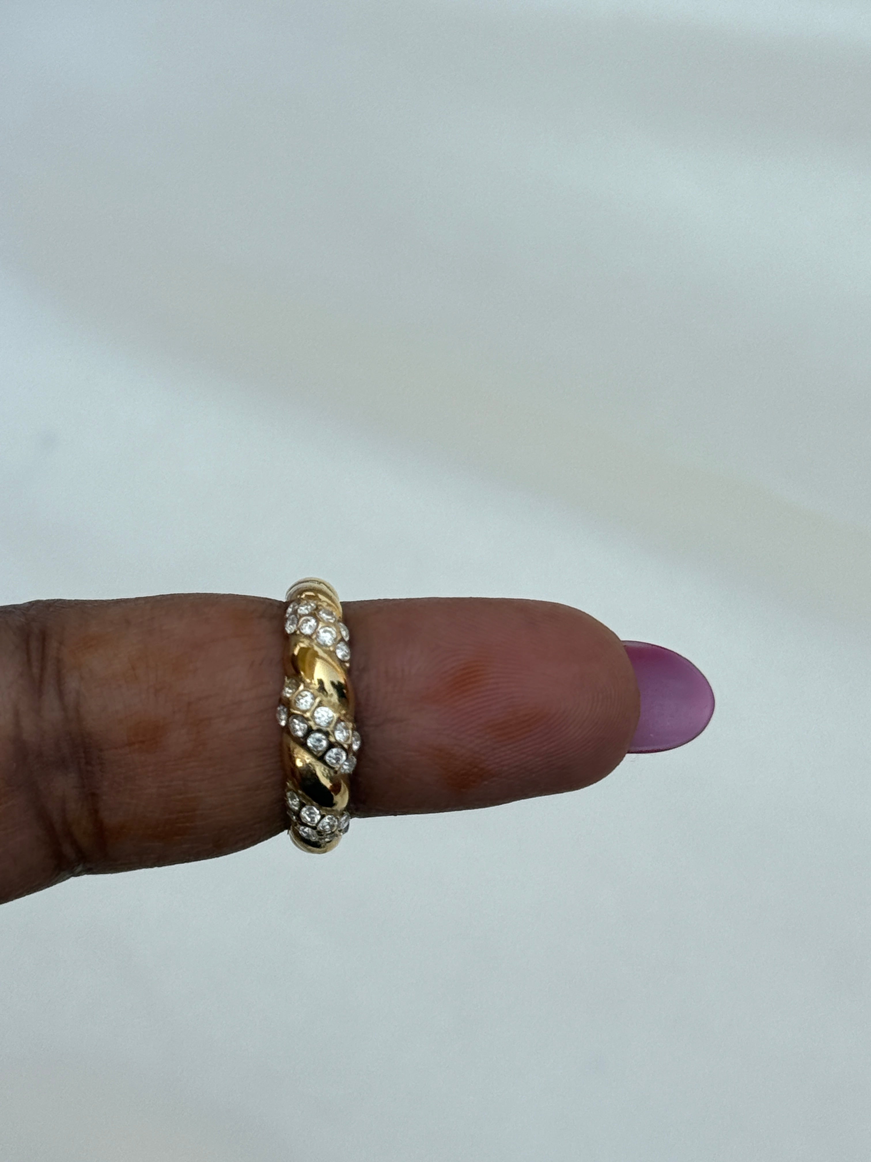 Rg048 anti tarnish white stone ring