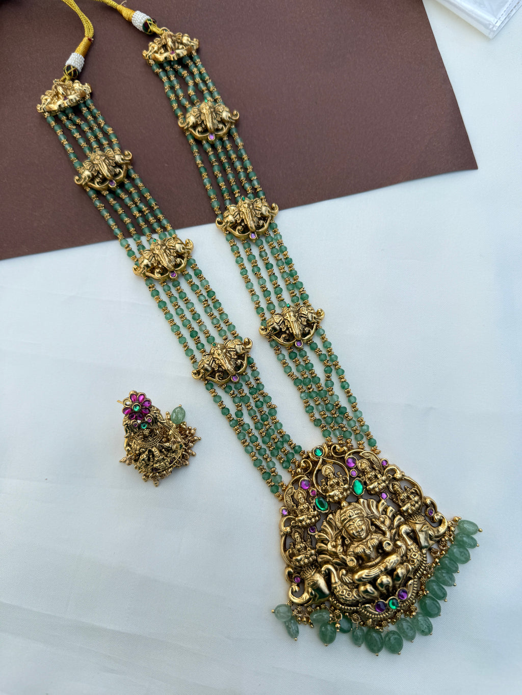 Ns724 jadau kundan lakshmidevi with green beads neckset
