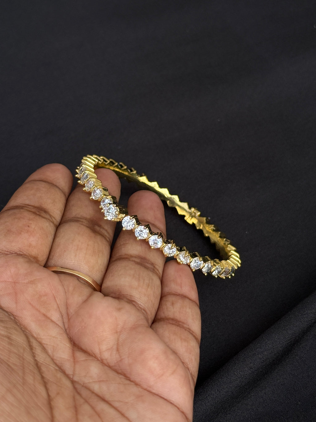 Sb160 openable diamond finish kada bangle