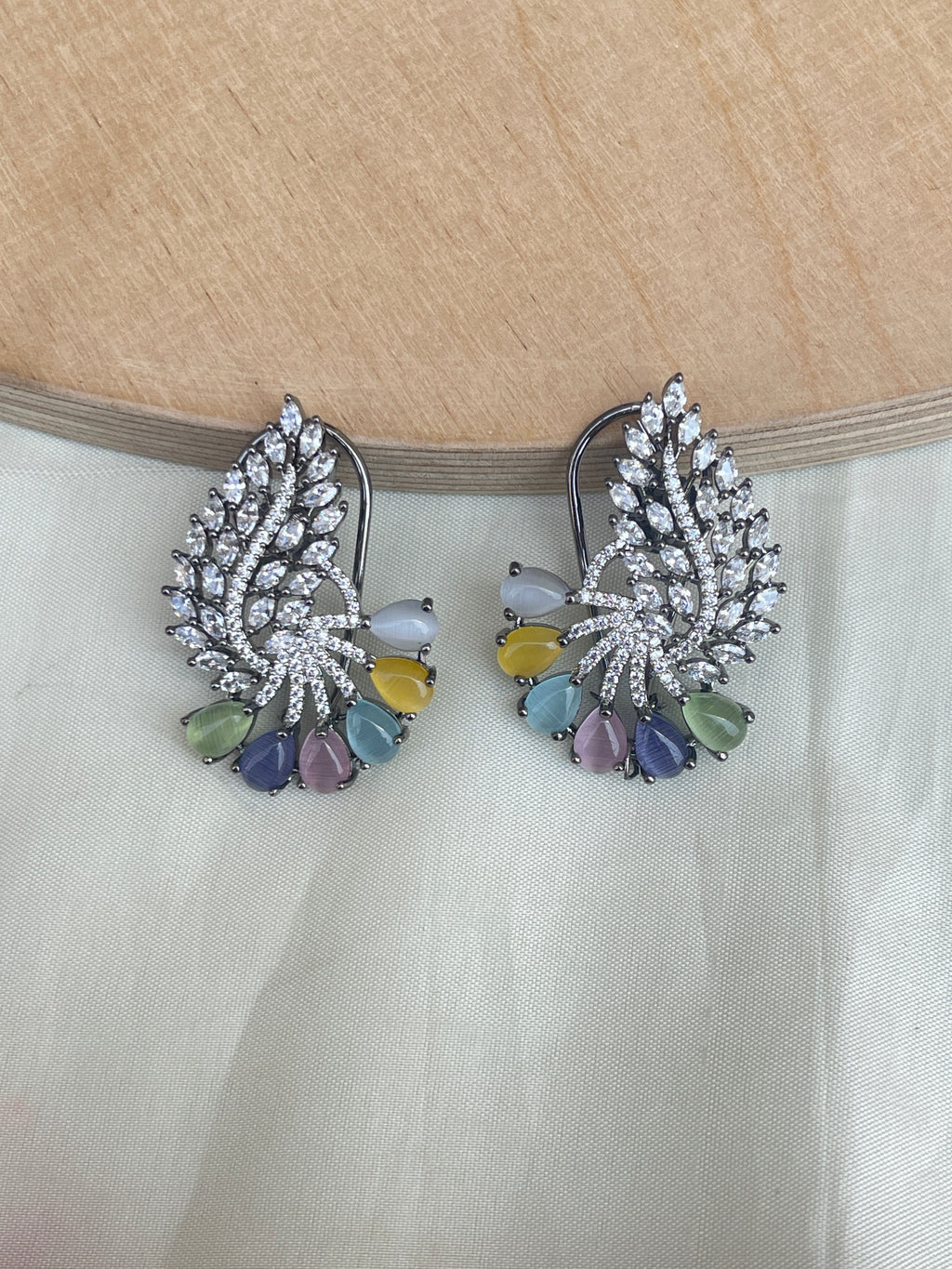 Zircon multi party wear heavy studs