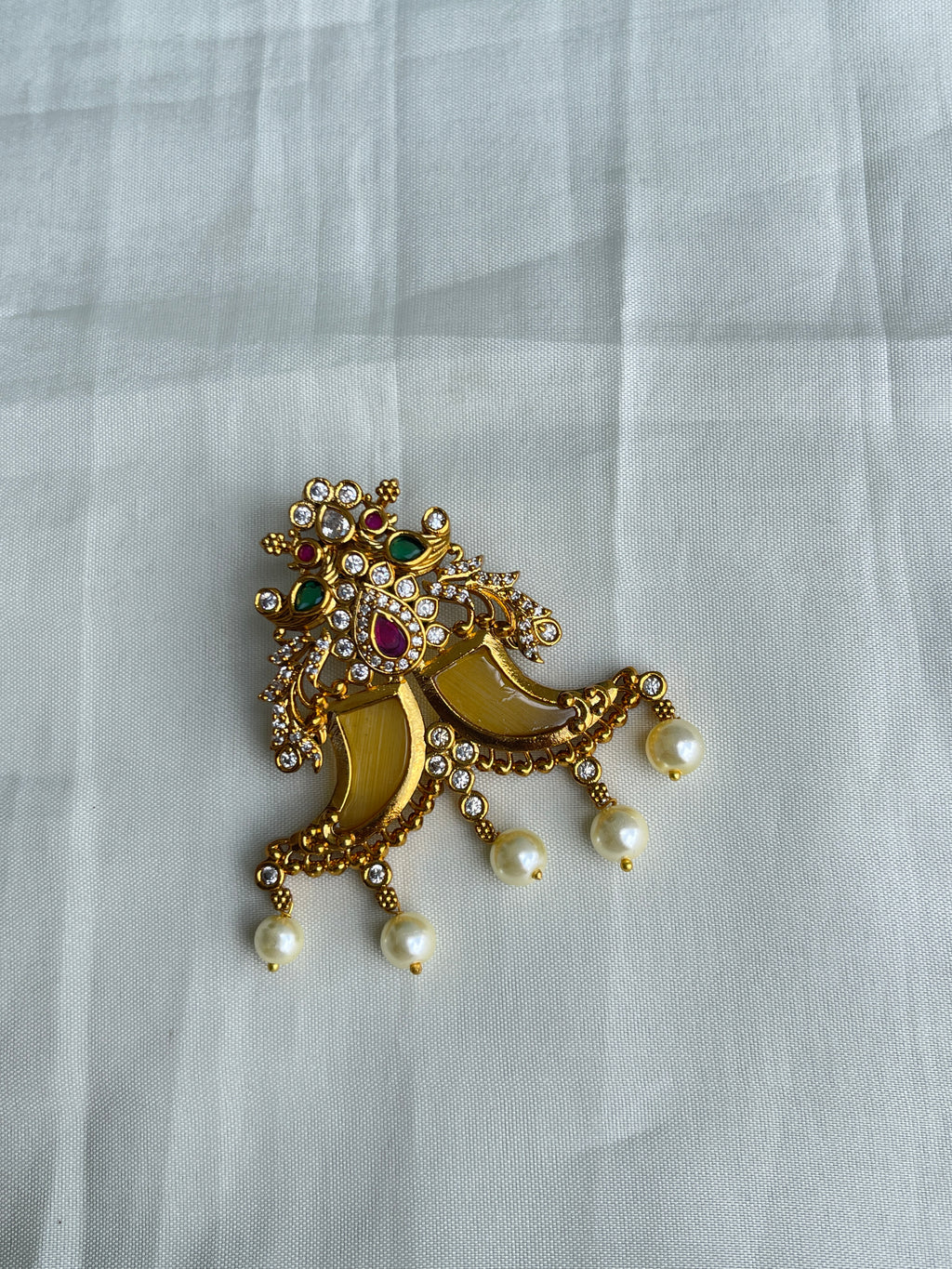 Puligoru pendant