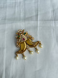 Puligoru pendant