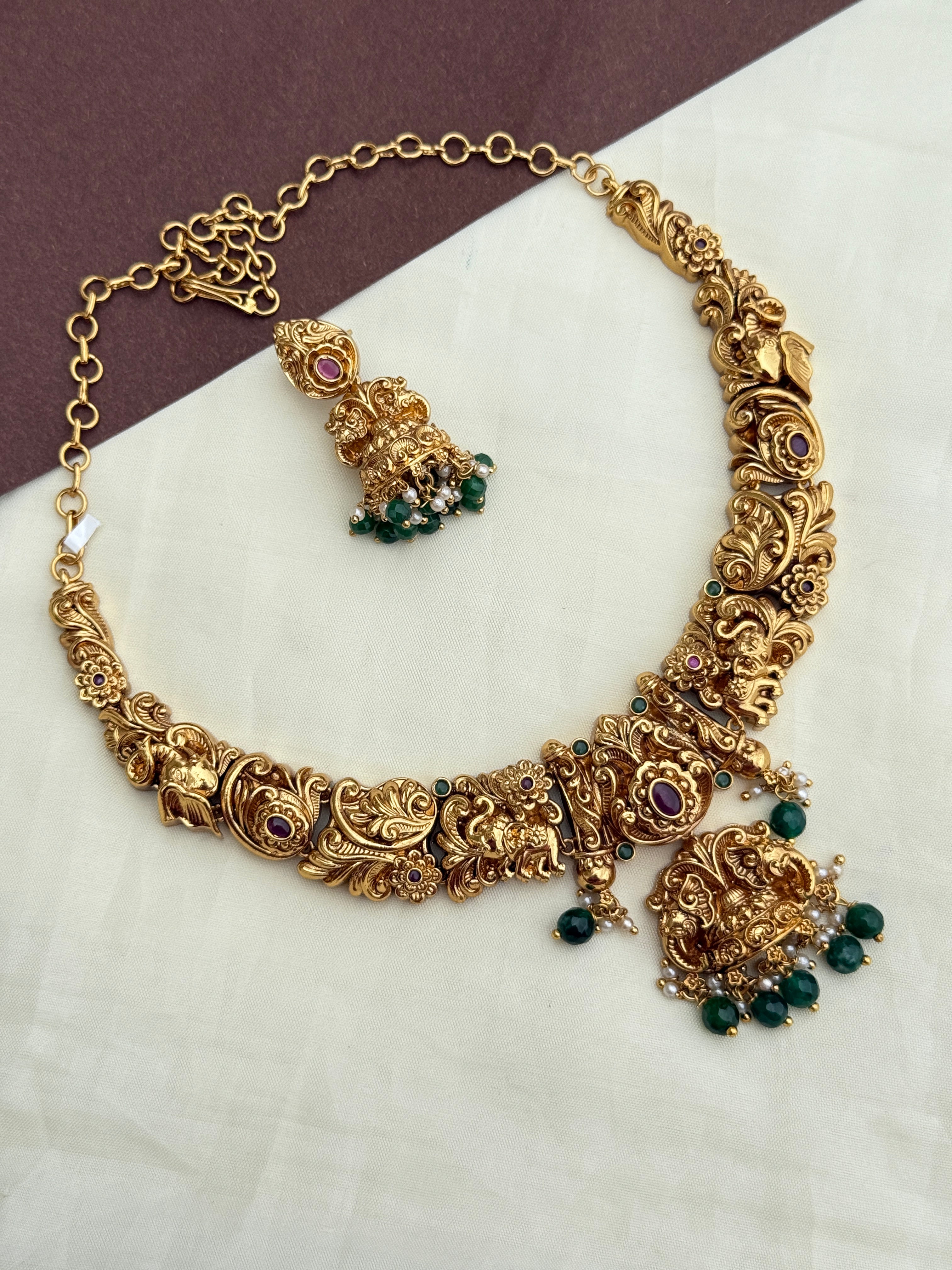 Ns282 elephant nakshi necklace with earrings..!