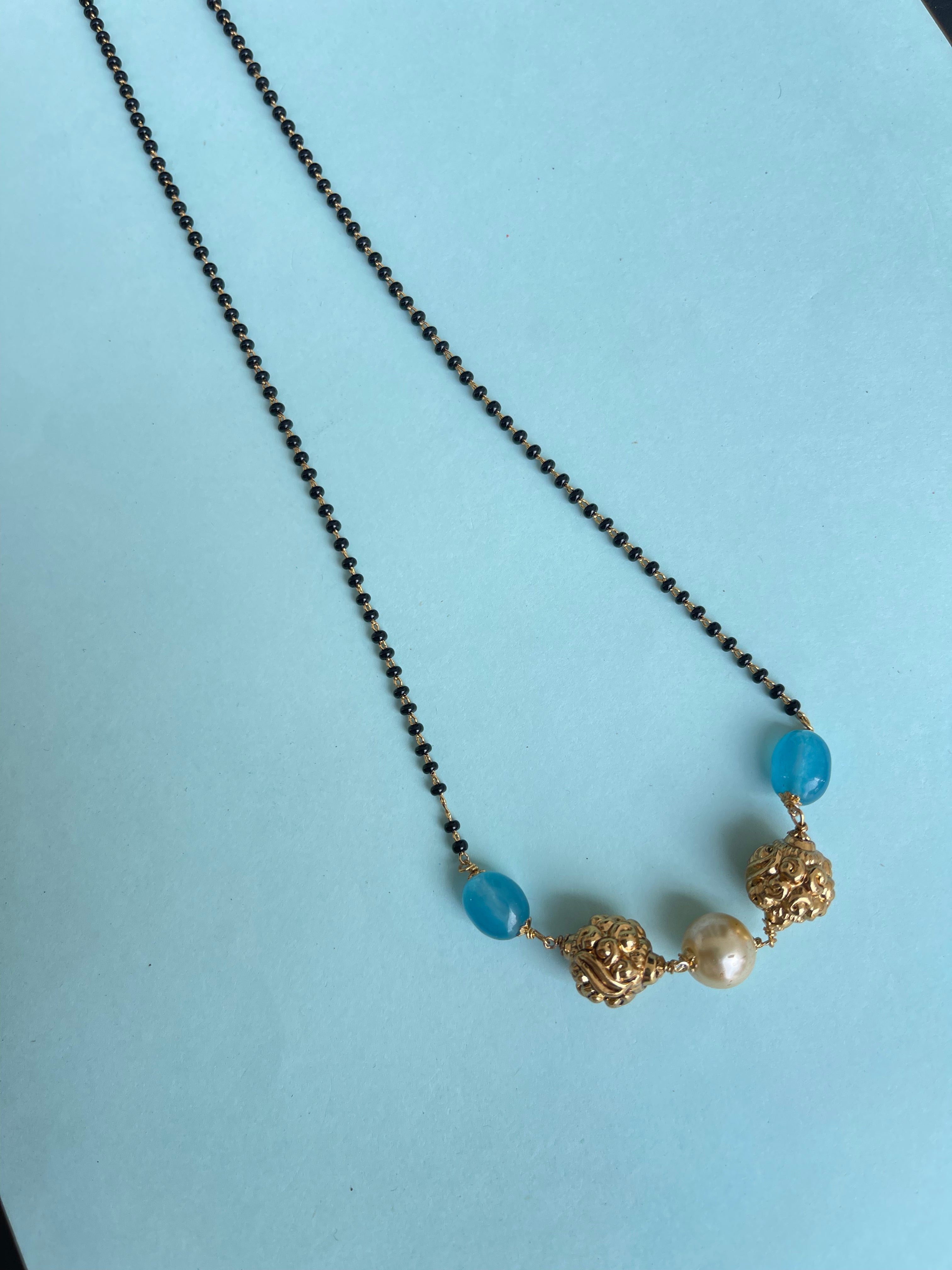 Single line nakshi balls short blackbeads